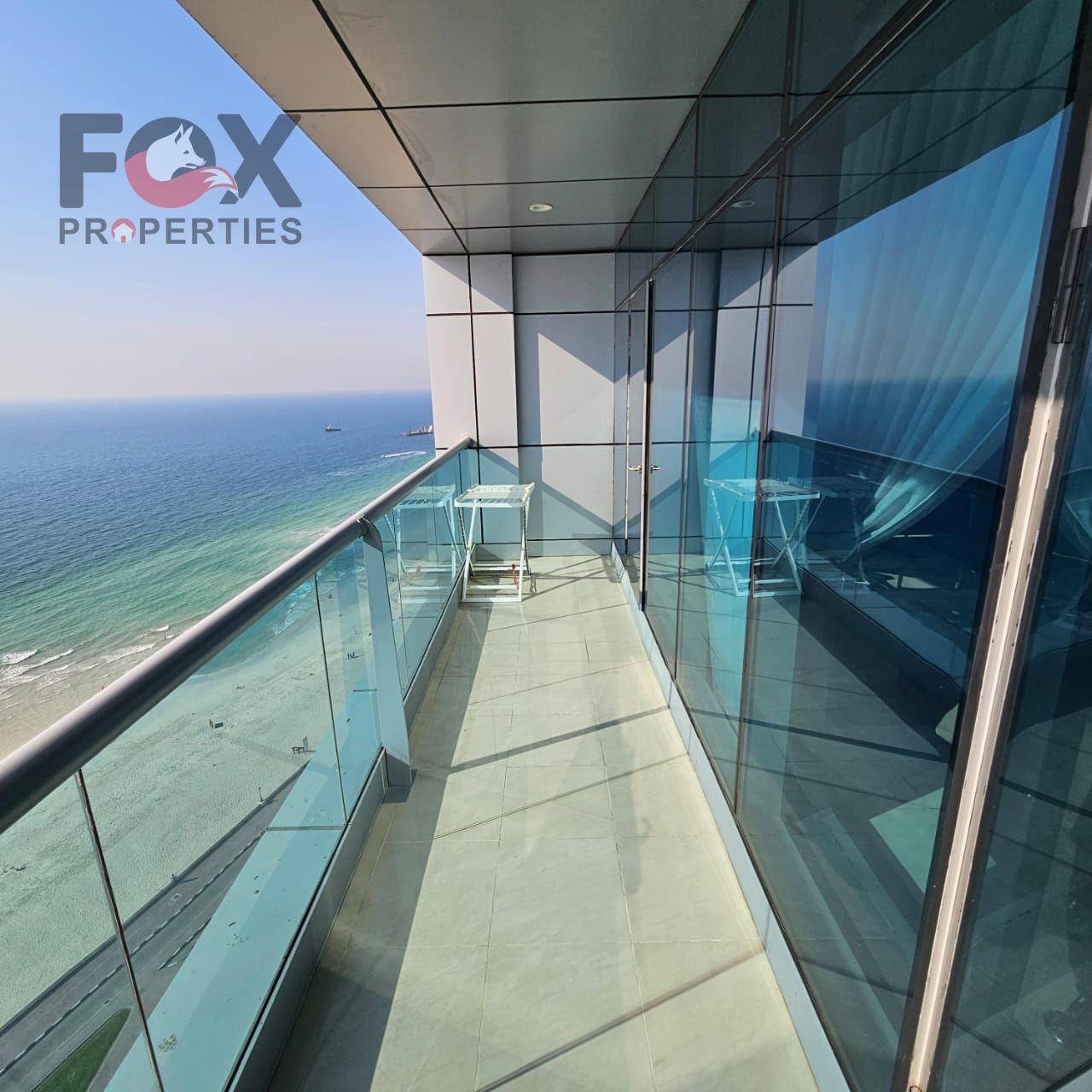 Super deluxe three-bedroom duplex apartment with a living room and a stunning sea view, located in Ajman