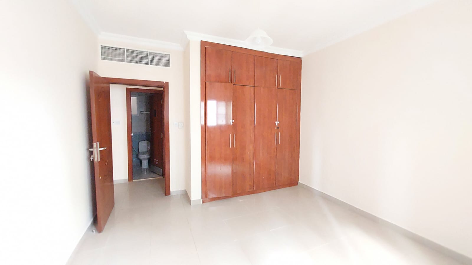 LUXURY APPARTMENT! CHEAPEST RENT 2BHK APARTMENT WITH 2 BATHROOM CENRAL AC CENTRAL GAS IN JUST 43K WITH FEEE PARKING IN AL QASMIYA
