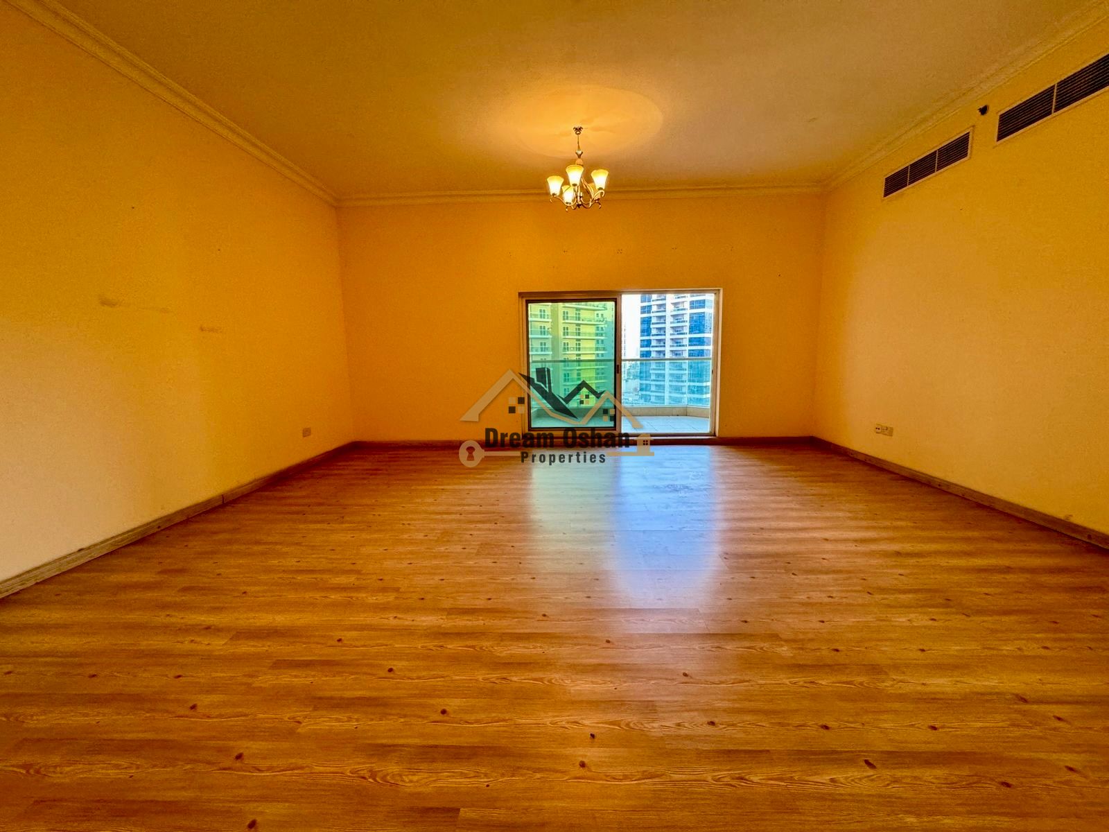 Massive 2BR+Maid/ AC+Gas Free/ Prime location