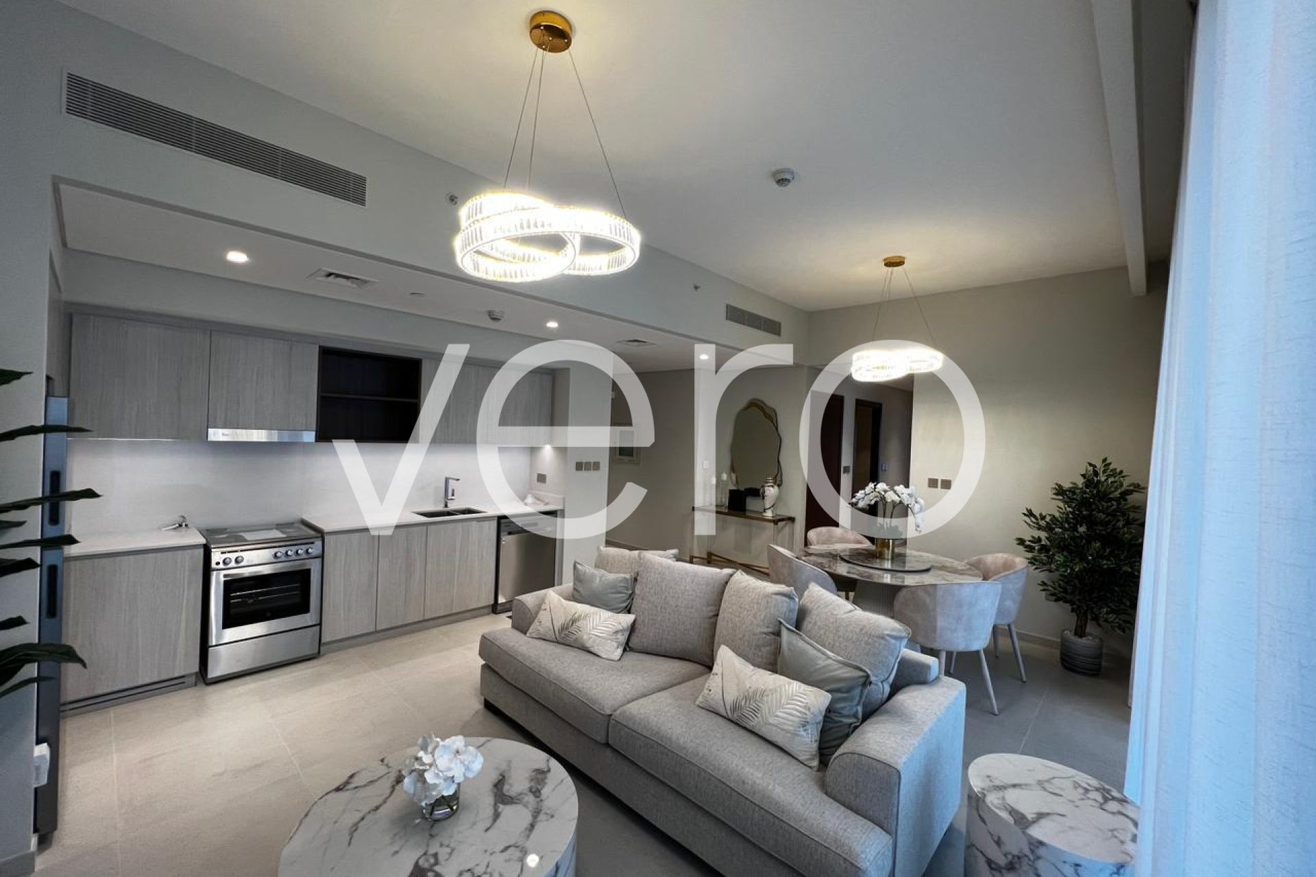 Modern | Lagoon Access | Spacious