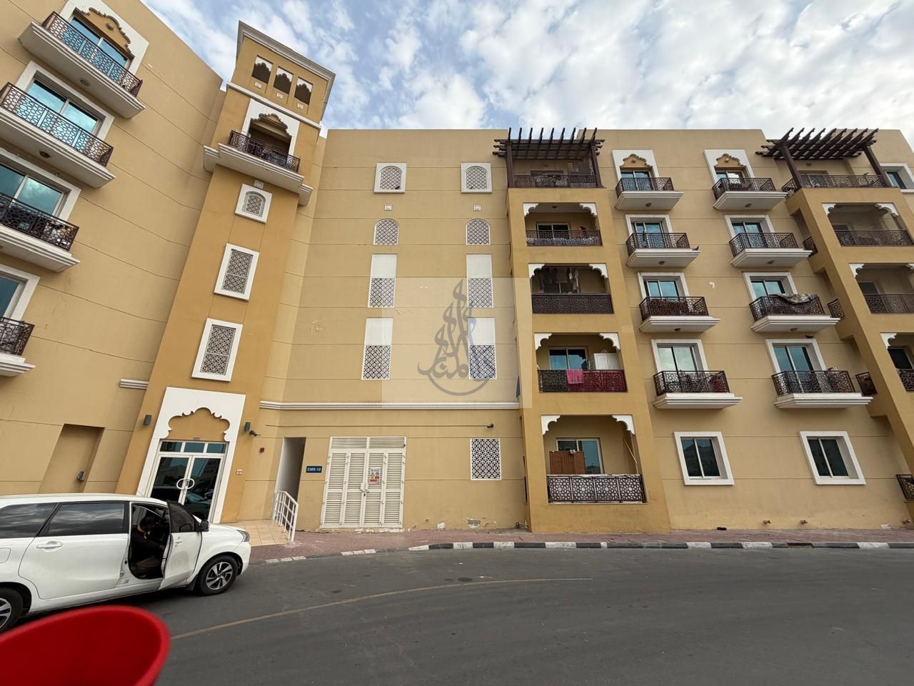 Specious Studio / Ready to move-in / Available in 38k/4 cheqs