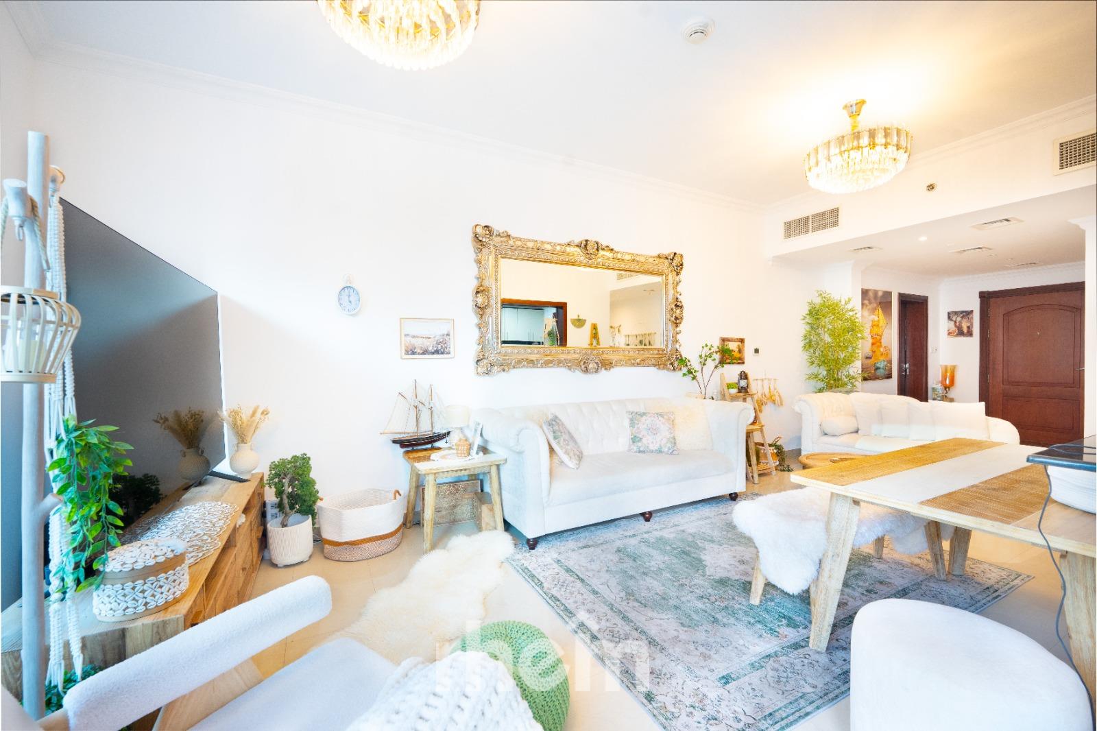 Spacious 2BR | Prime Location | Marina View