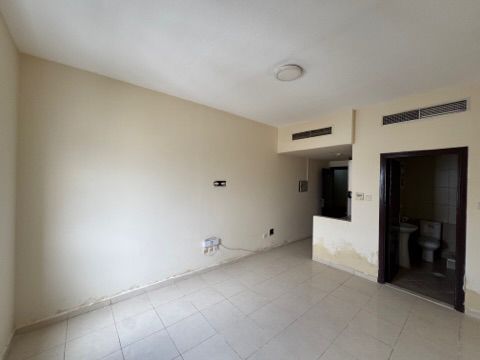 Spacious Studio for Annual Rent in Al Nuaimiya 2 Near Kuwait Street