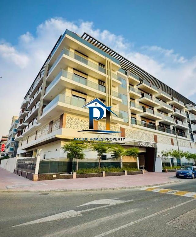 LAVISH | 1BHK | BALCONY | POOL | GYM | PARKING | ONLY FAMILY