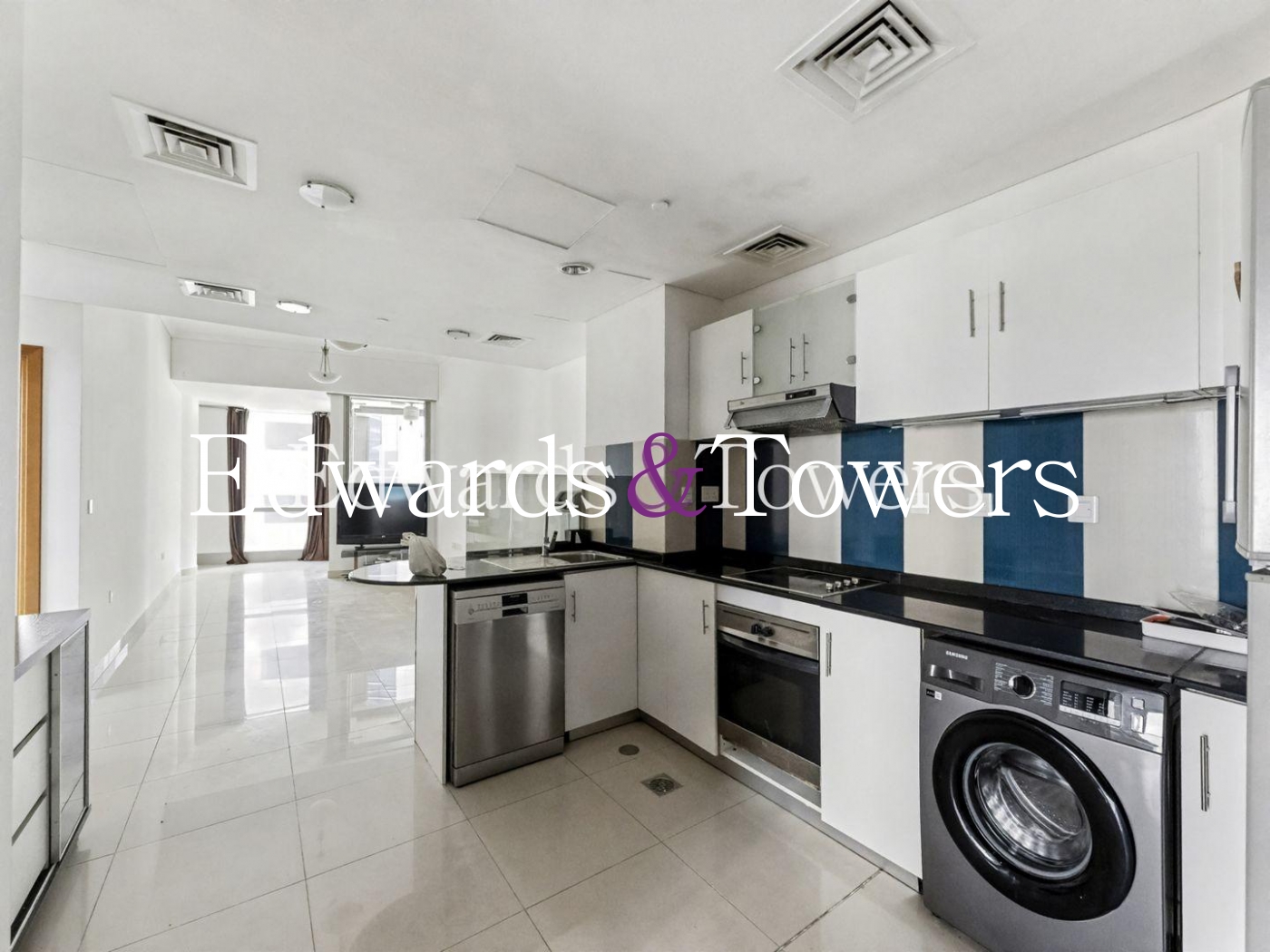 Spacious | Palm View | Vacant | Flexible