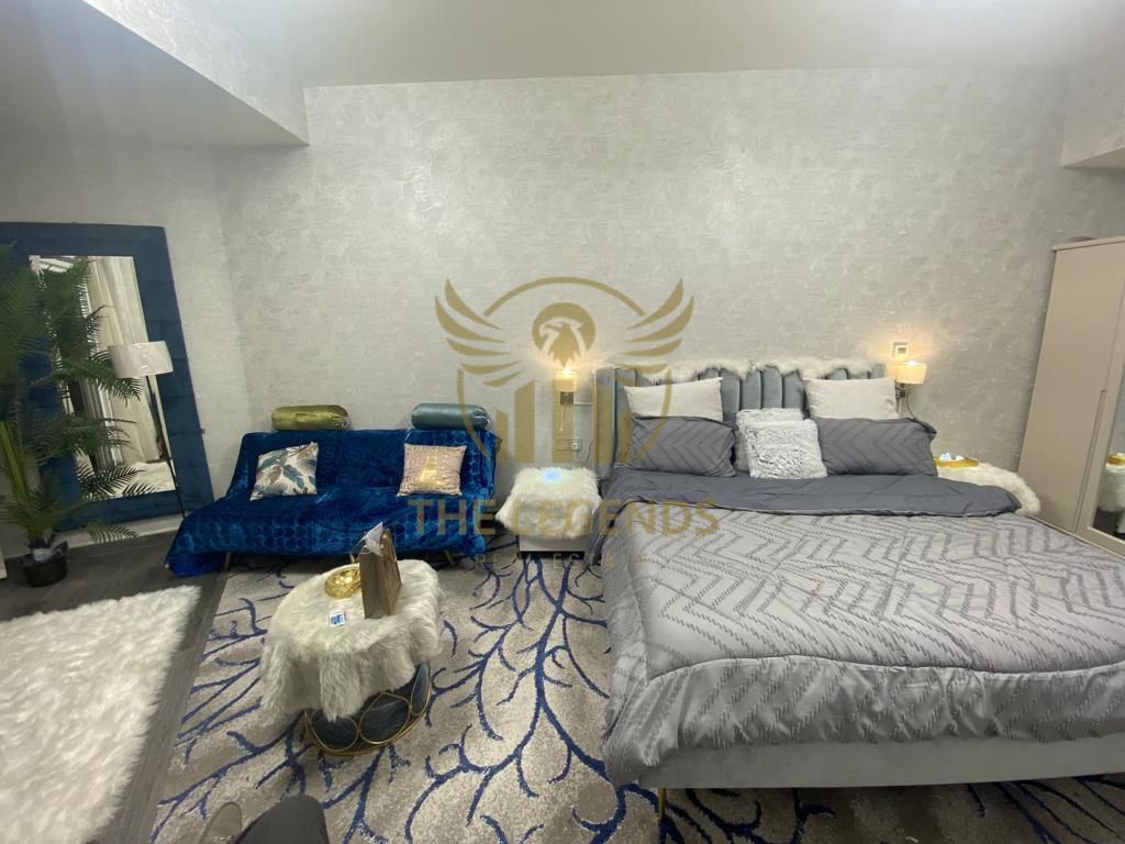 High Floor | Burj khalifa & Canal View | Furnished