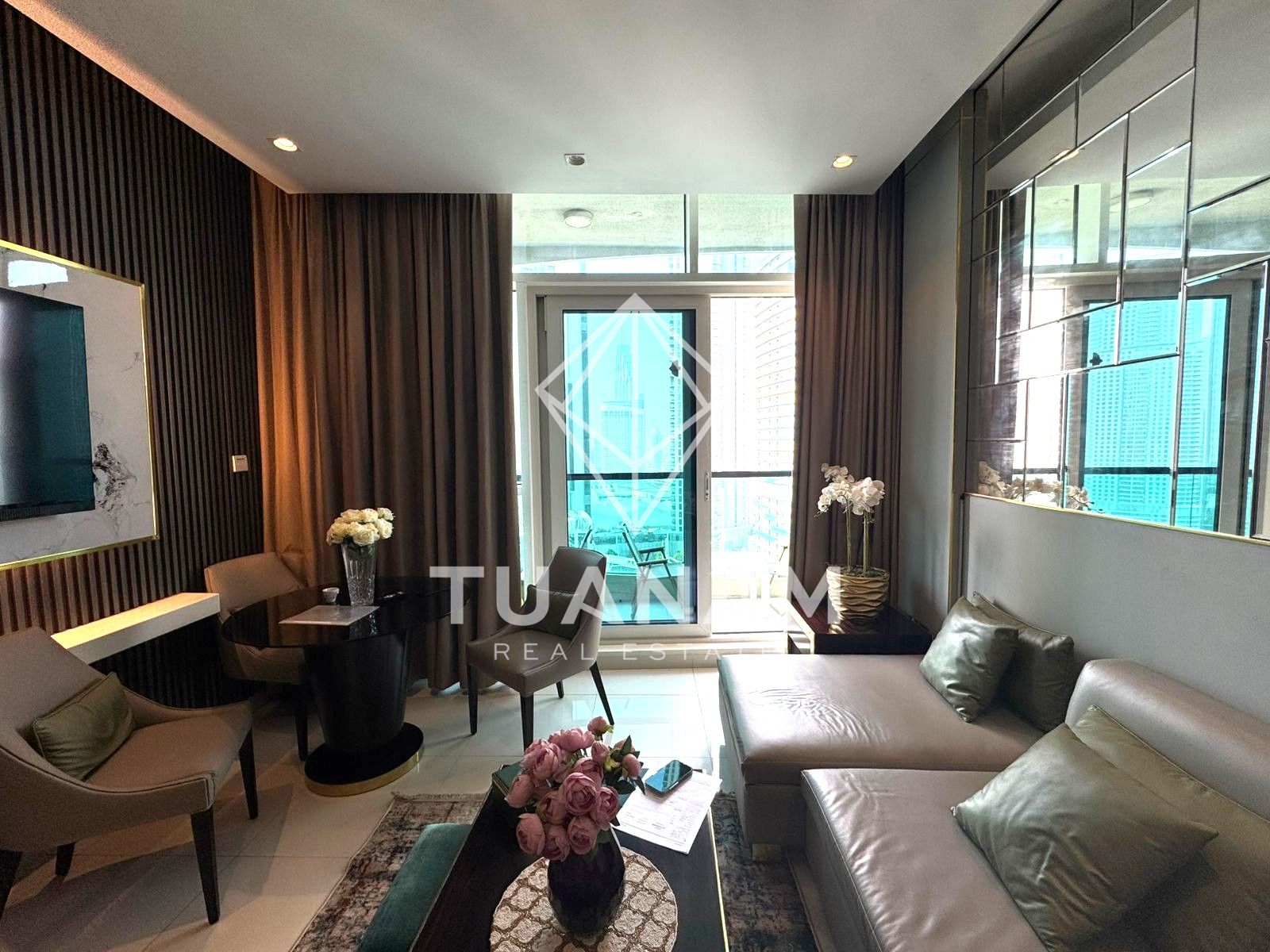 2BR Apartment for sale in Downtown Dubai, Dubai — AED 160K