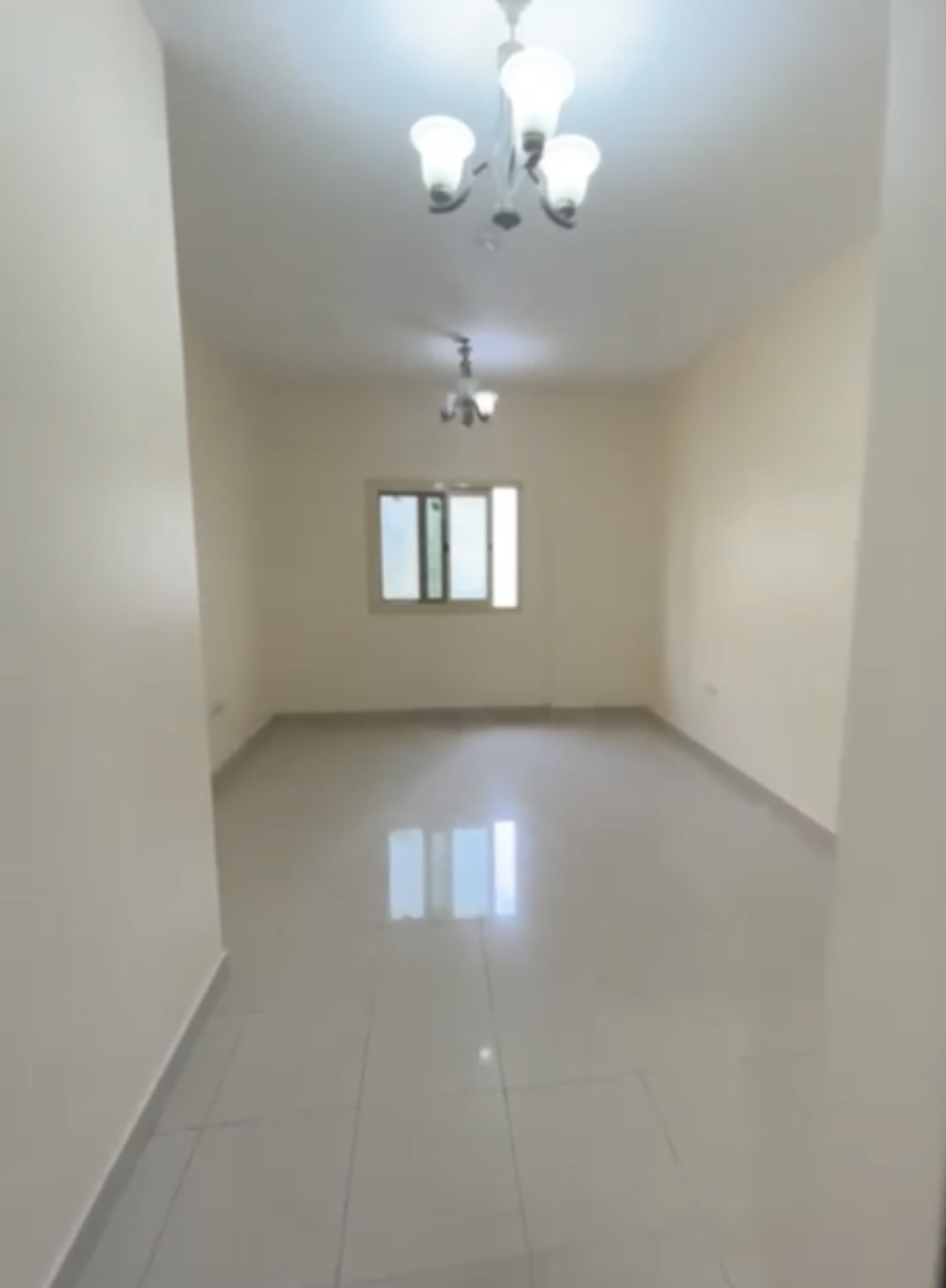 BRAND NEW BUILDING SECOND SHIFTING ONE BEDROOM CNETRAL AC & GASS ONLY 32k