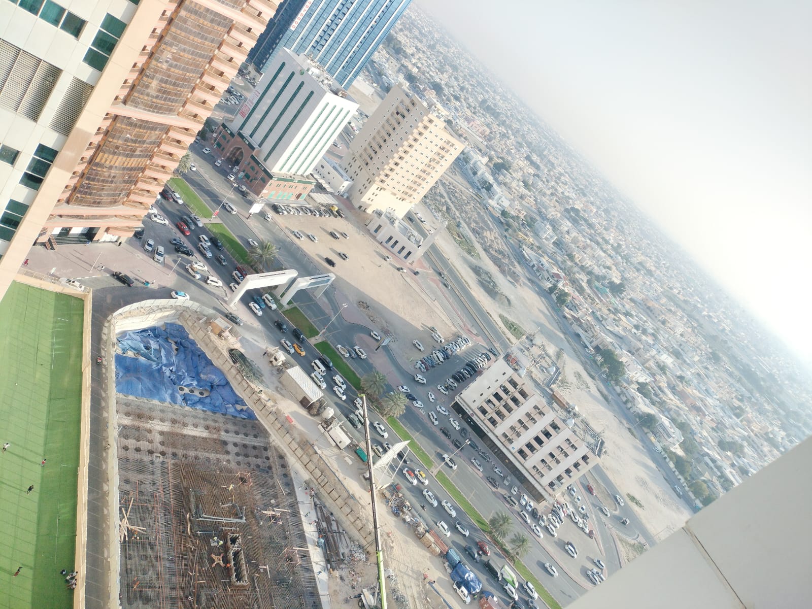 2 Bedroom Apartment with Balcony for Rent in Ajman One Tower, 1450 Sq Ft, Closed Kitchen, Vacant, 43K Cash or 45K in 4 Cheques