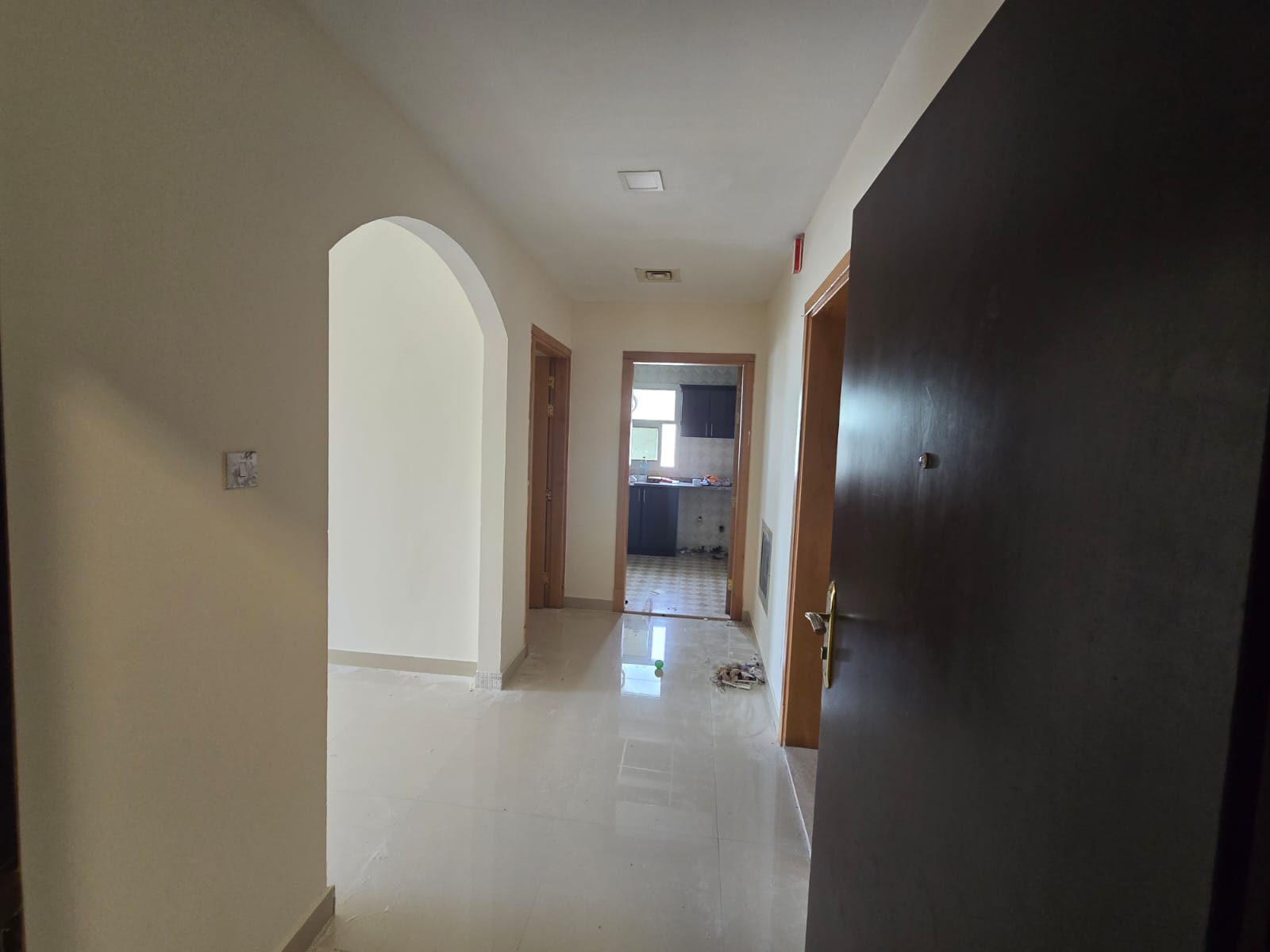 Master Bedroom Apartment for Annual Rent in Al Rawda 2 - Prime Location - Sheikh Ammar Street, AED 33,000 per year