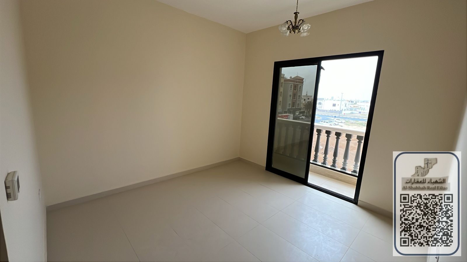 One bedroom and living room, first occupancy, high-rise building, balcony with open view, 2 bathrooms, strategic location