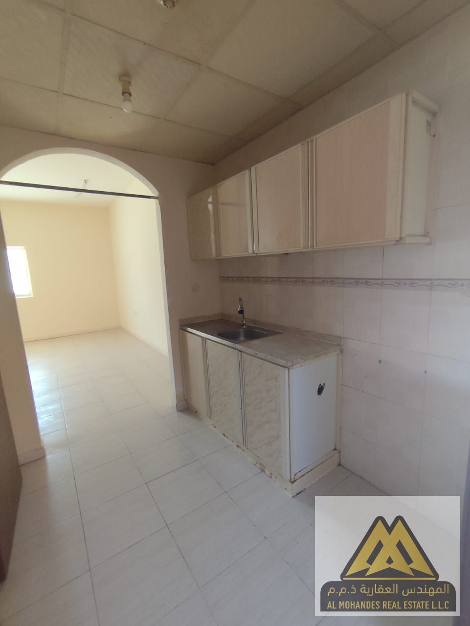 Studio for Annual Rent in Al Muweihat 3 Ajman – Spacious, Central AC, AED 18,000, Payment in 4 Cheques