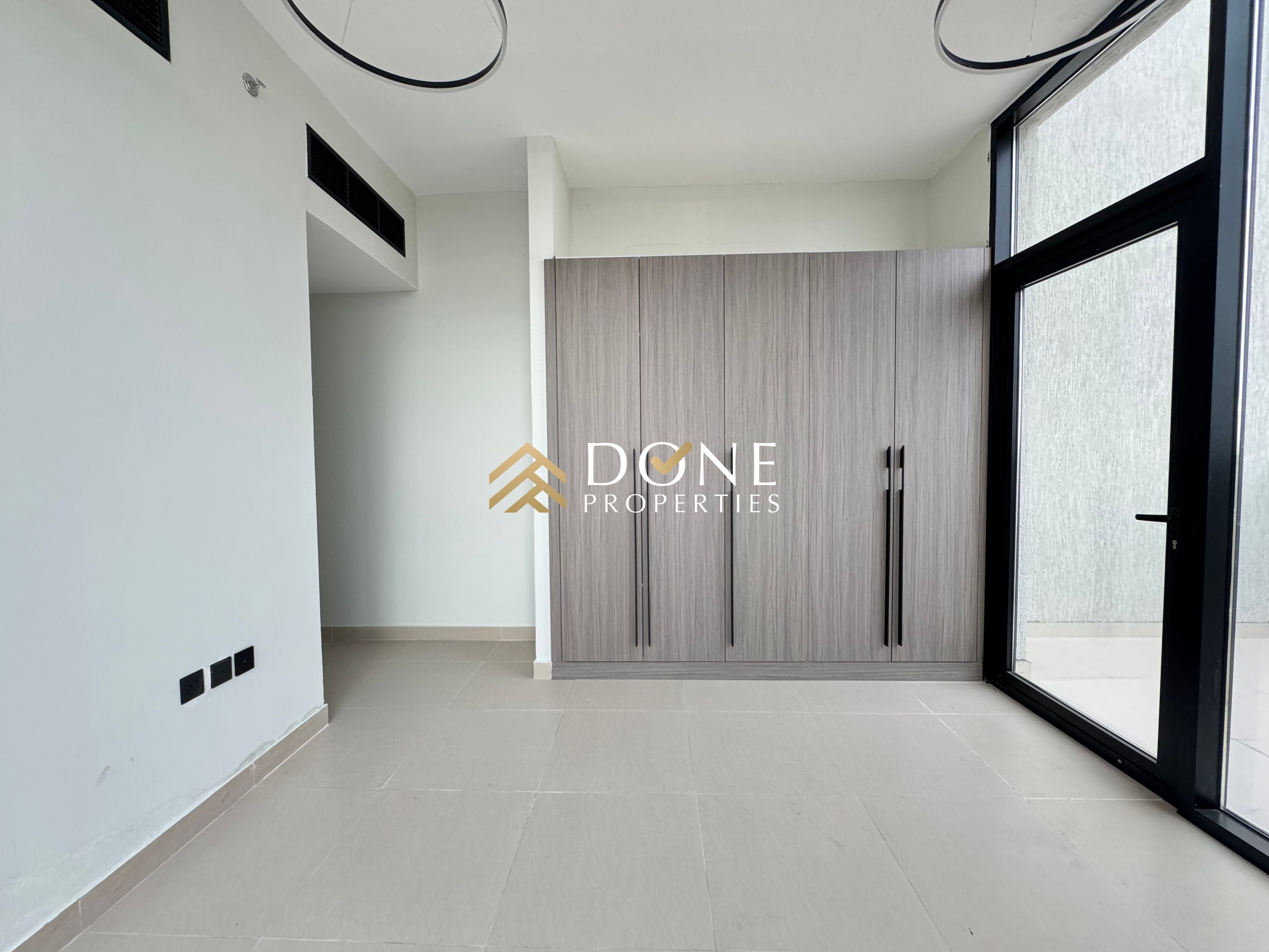 45 days free Brand New luxury 3Bhk All master bedroom 3balcony open view waderobe parking only 100k