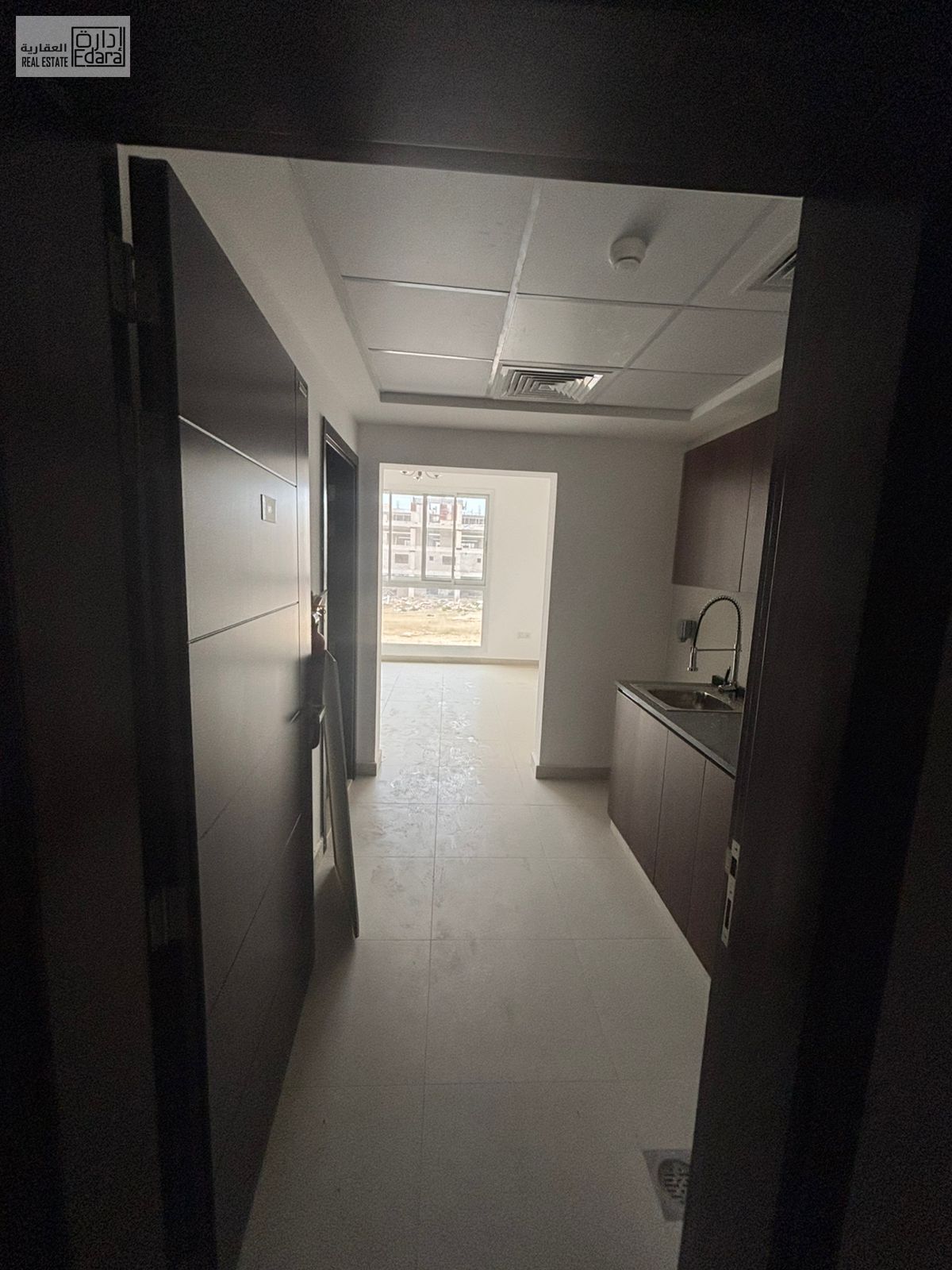 **Studio for Rent with Semi-Separate Kitchen in Al Jurf Industrial Area, Ajman – Comfortable Layout, Good Finishing, Quiet Location Near Mosque, Shops