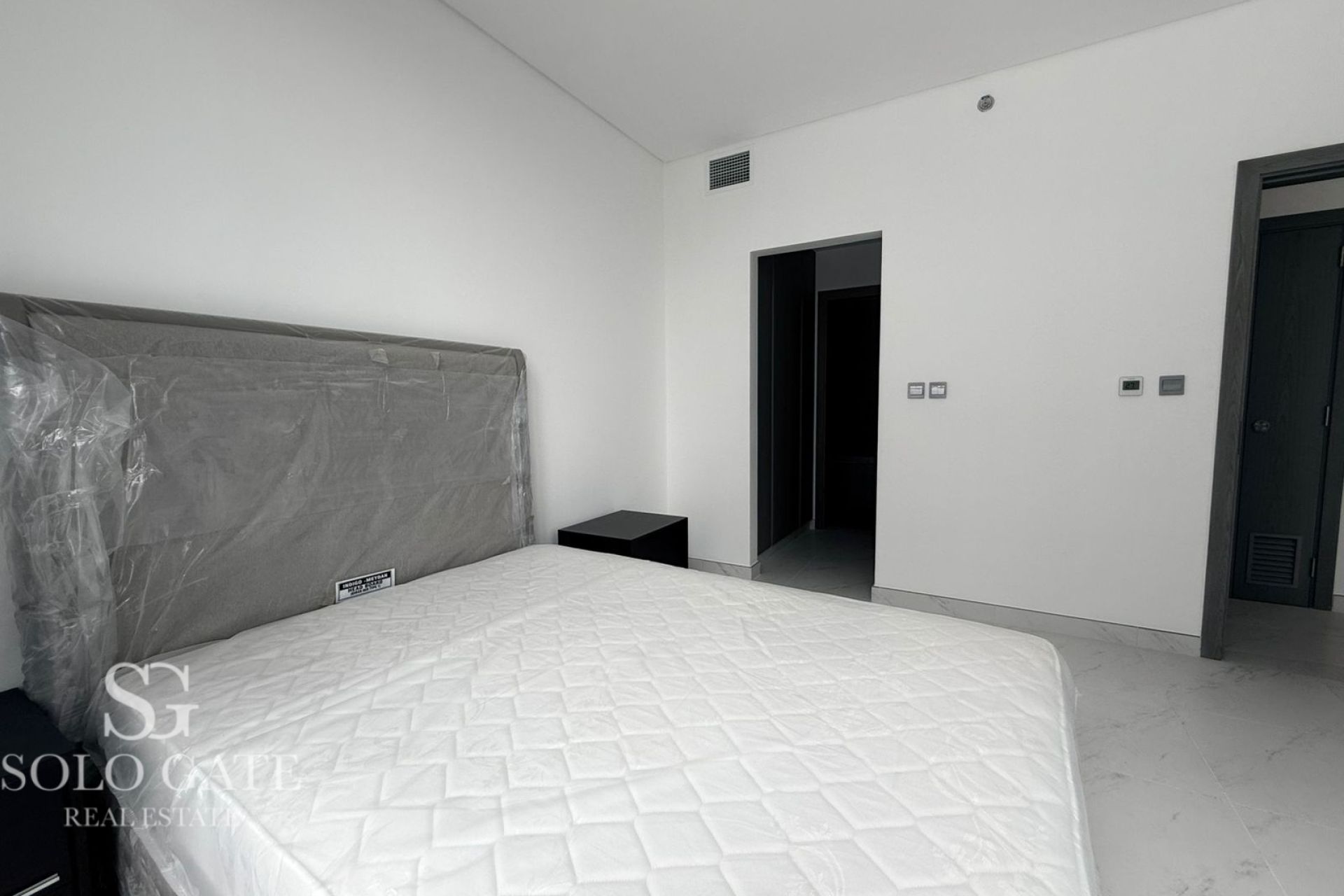 Fully Furnished | Brand New | Community View