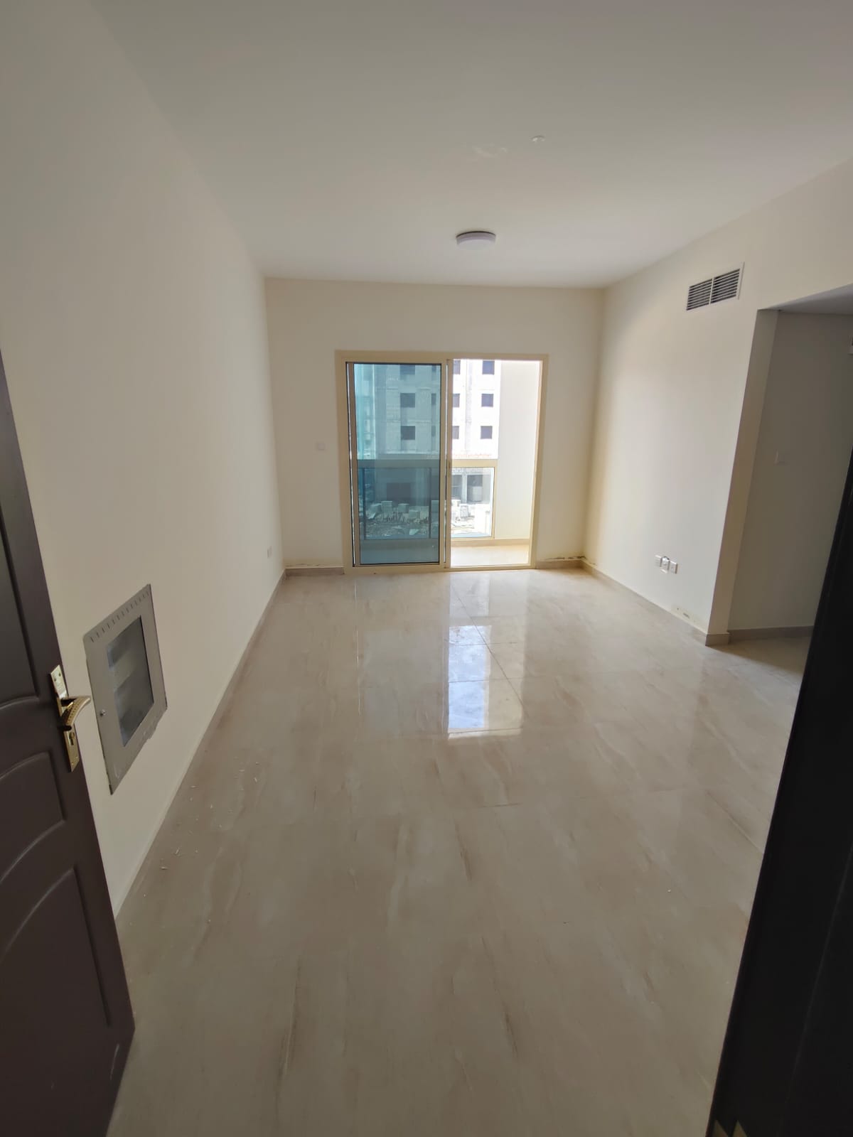 First-time occupancy building Apartment for annual rent in Ajman