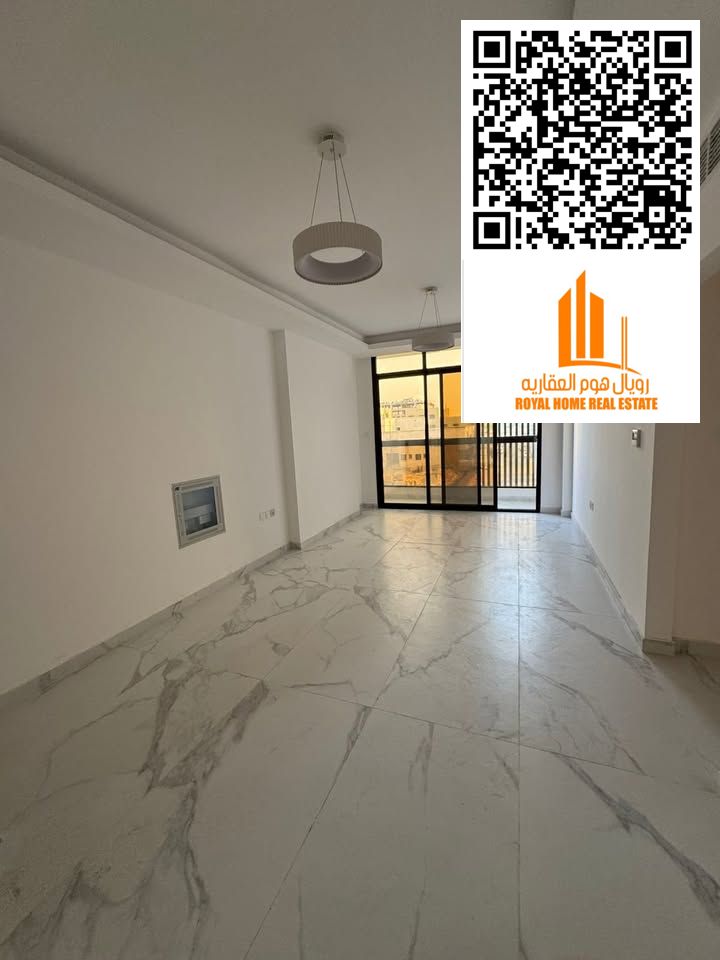 Two bedrooms and a luxurious master living room, second occupancy, high-end and modern finishing, excellent size and prime location close to all priva