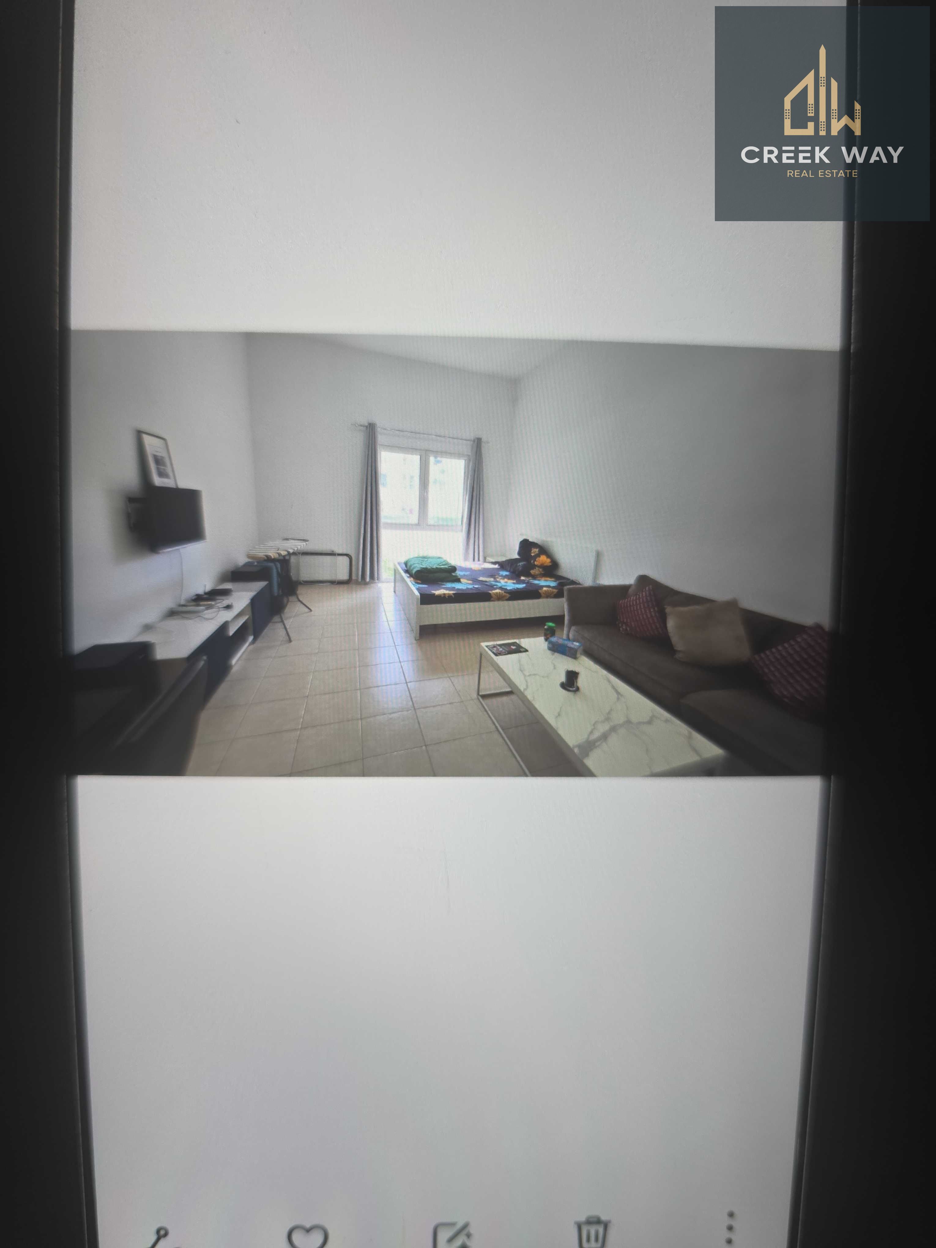 Elegant Studio Furnished Apartment|| Next Metro Station||