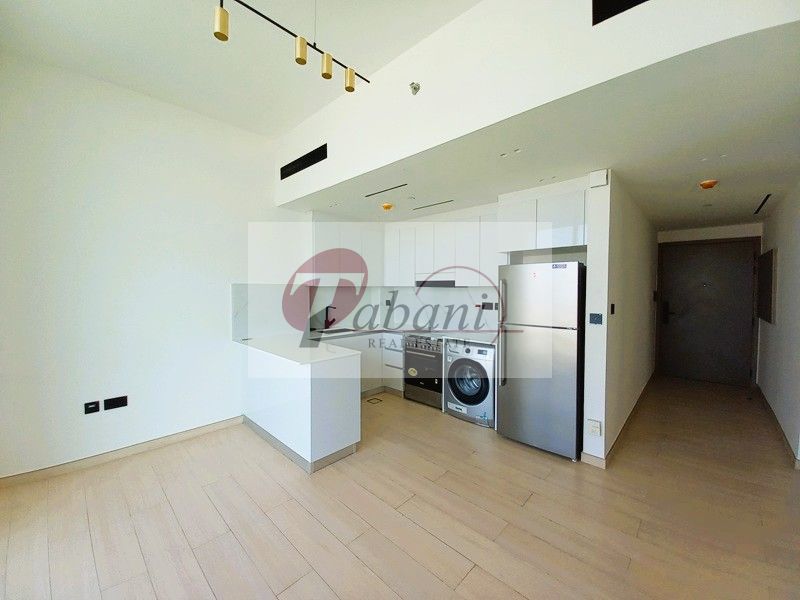 1 Bedroom Apartment | High Floor | Marina & Downtown View