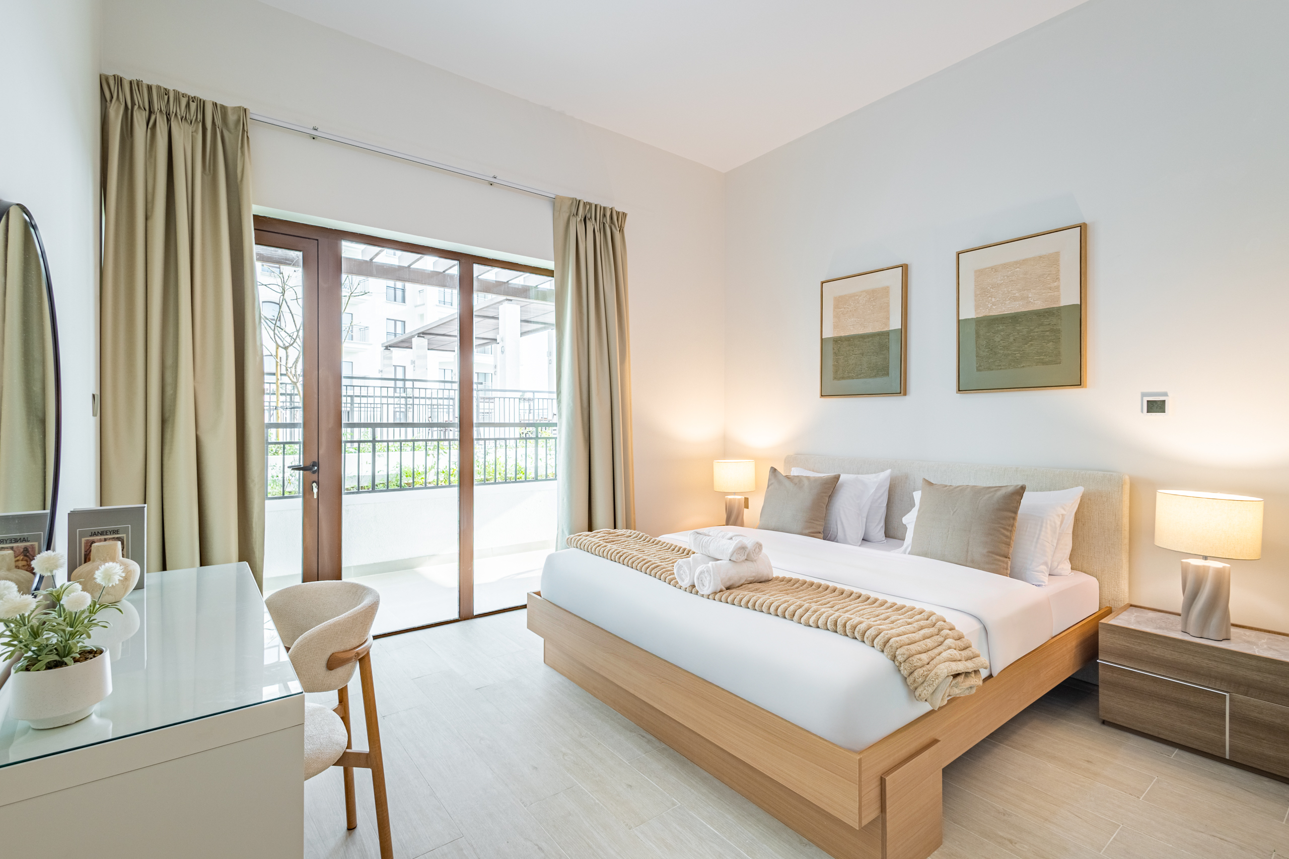 Premium Stay | Yas Island | Golf course view