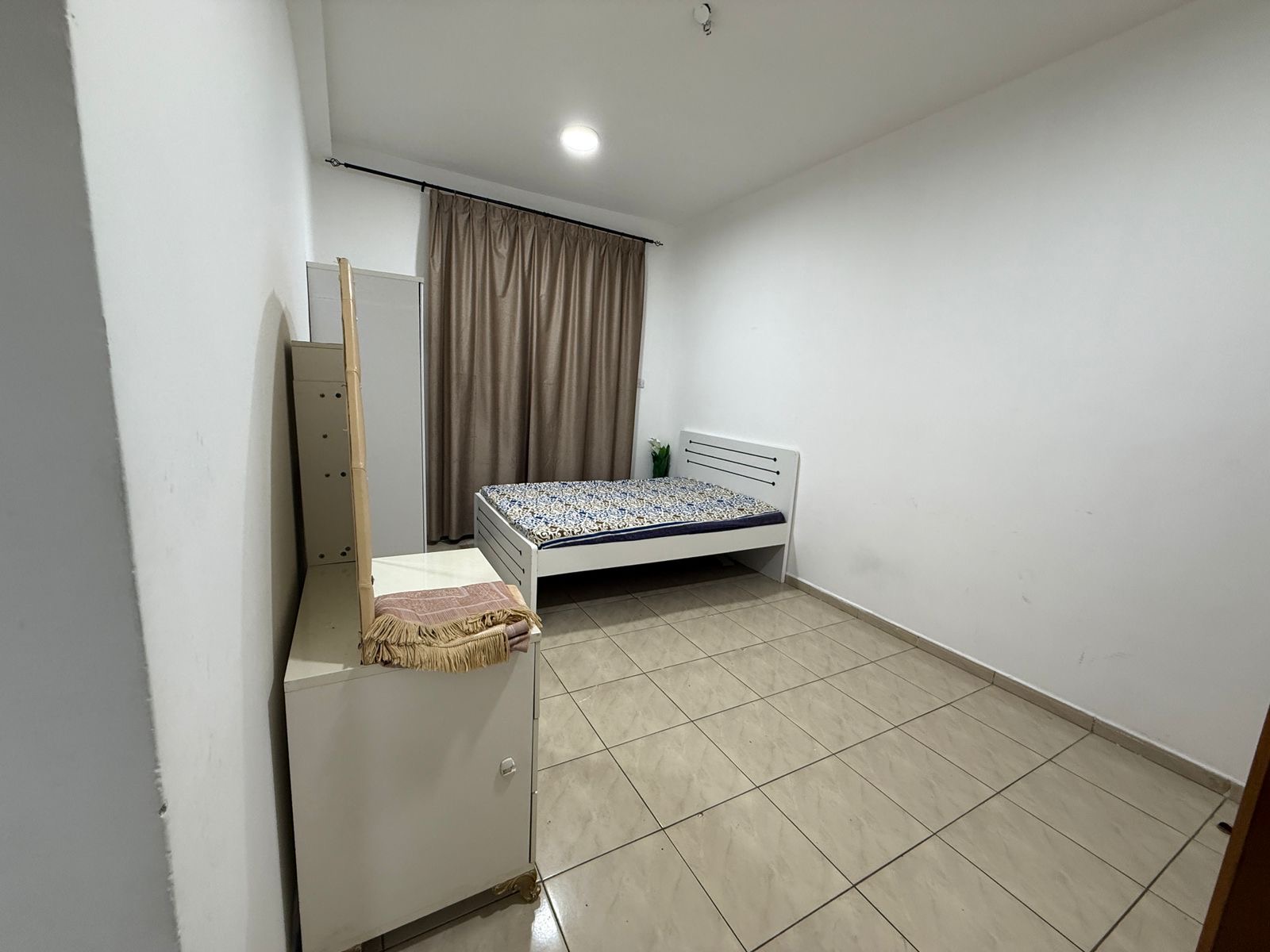 1 BHK FULLY FURNISHED APARTMENT AVAILABLE ON MONTHLY BASIS