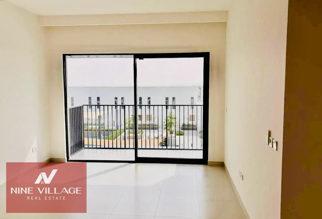 Vacant 1BR Mall & Pool View | Mid Floor Available