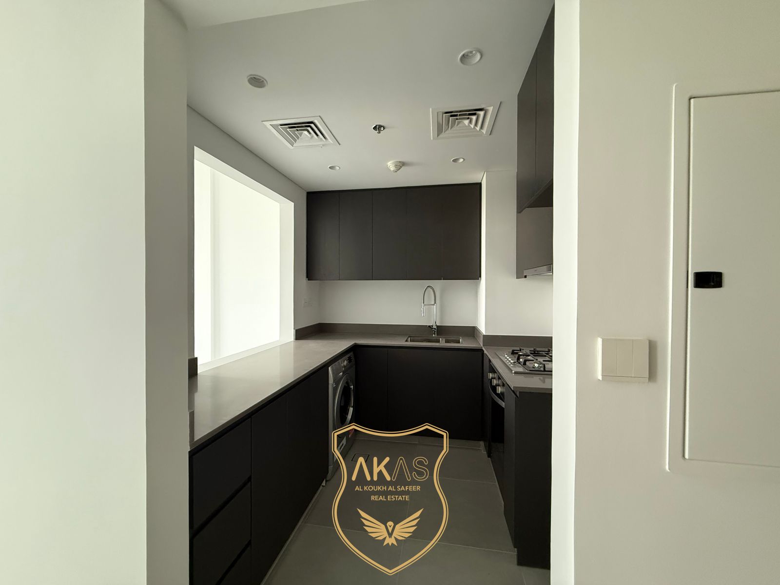 NO DEPOSIT/LUXURIOUS/1BHK WITH SEMI CLOSE KITCHEN/ WITH 20 DAY'S FREE/ JUST 65K