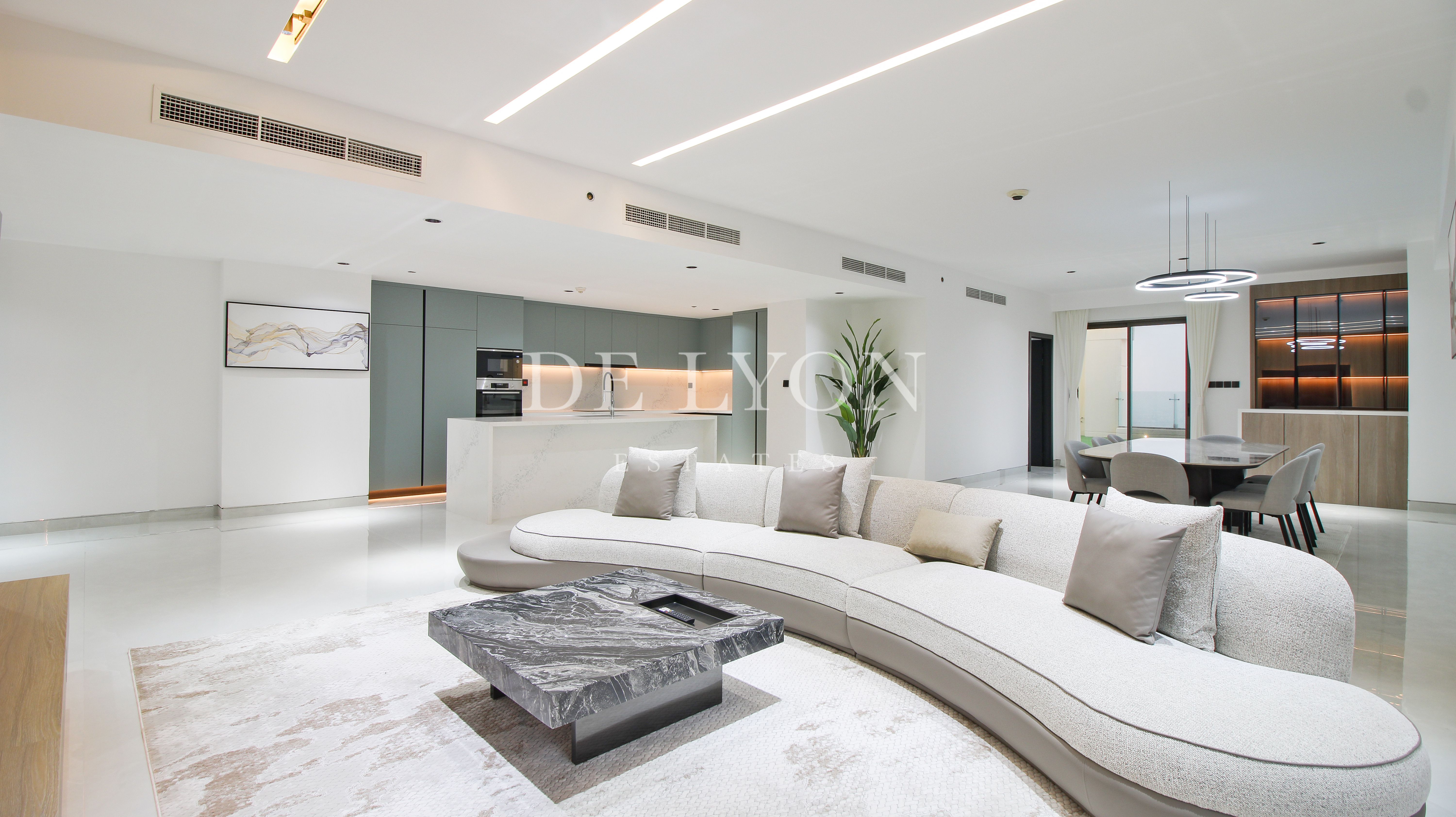 Exclusive Penthouse | Private Pool | Iconic Views