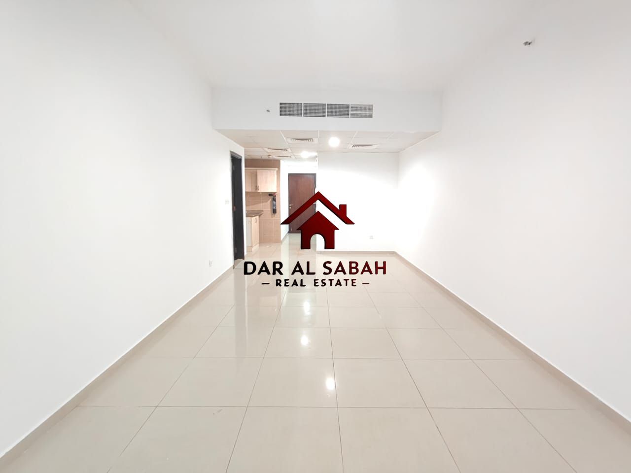 STUDIO DUABI SHARJAH BORDER 1MONTH FREE JUST IN FRONT OF RTA BUS STOP