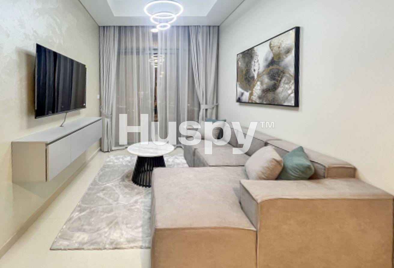 Fully Furnished | Mid Floor | Available