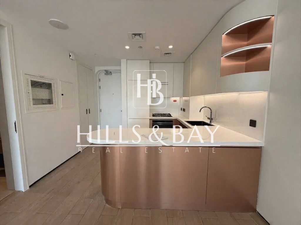 Brand New | Burj Al Arab View | Move-in Ready