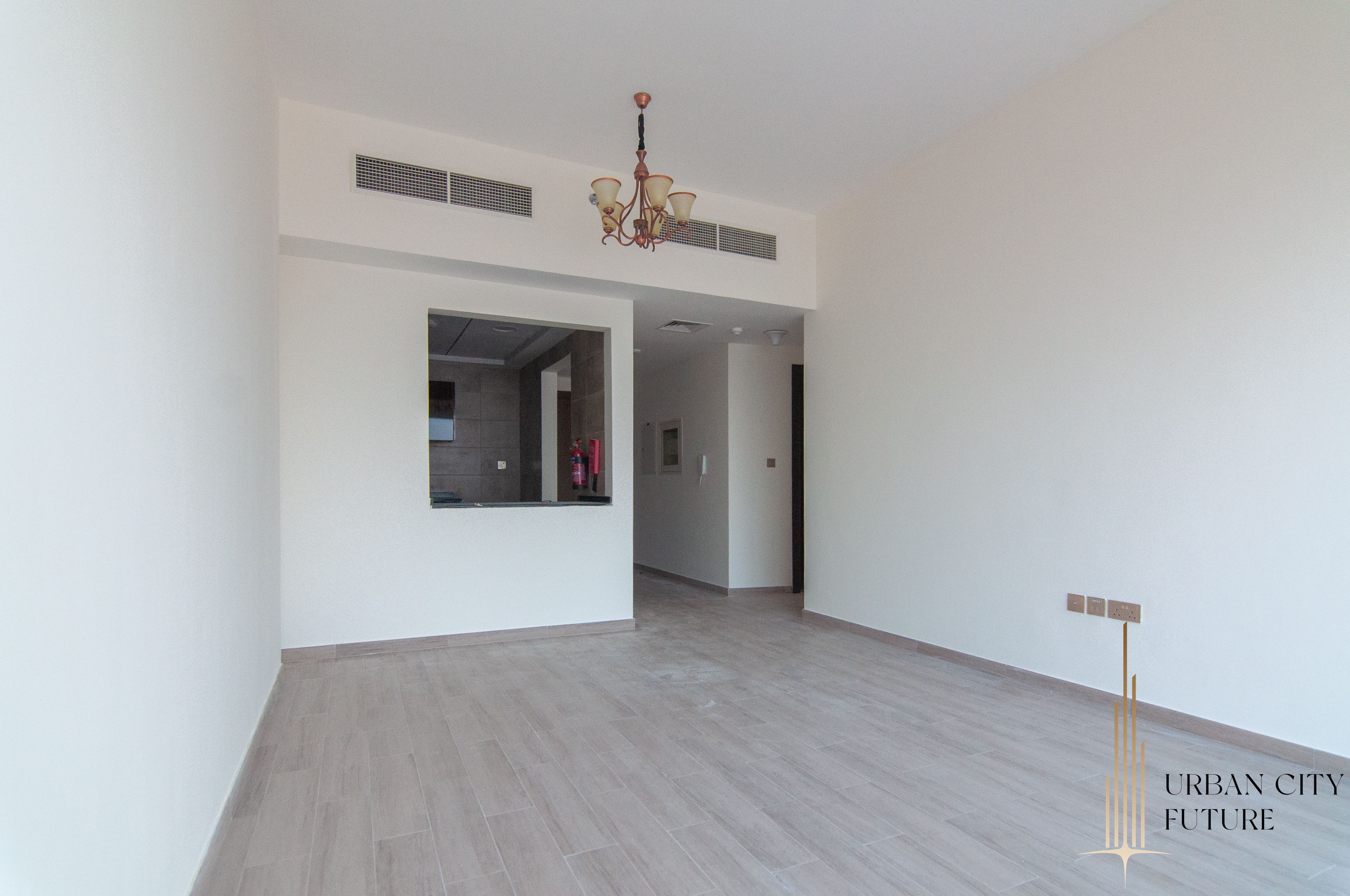 Spacious and Well Maintained - Ready 2 Move in - Limited Offer Only