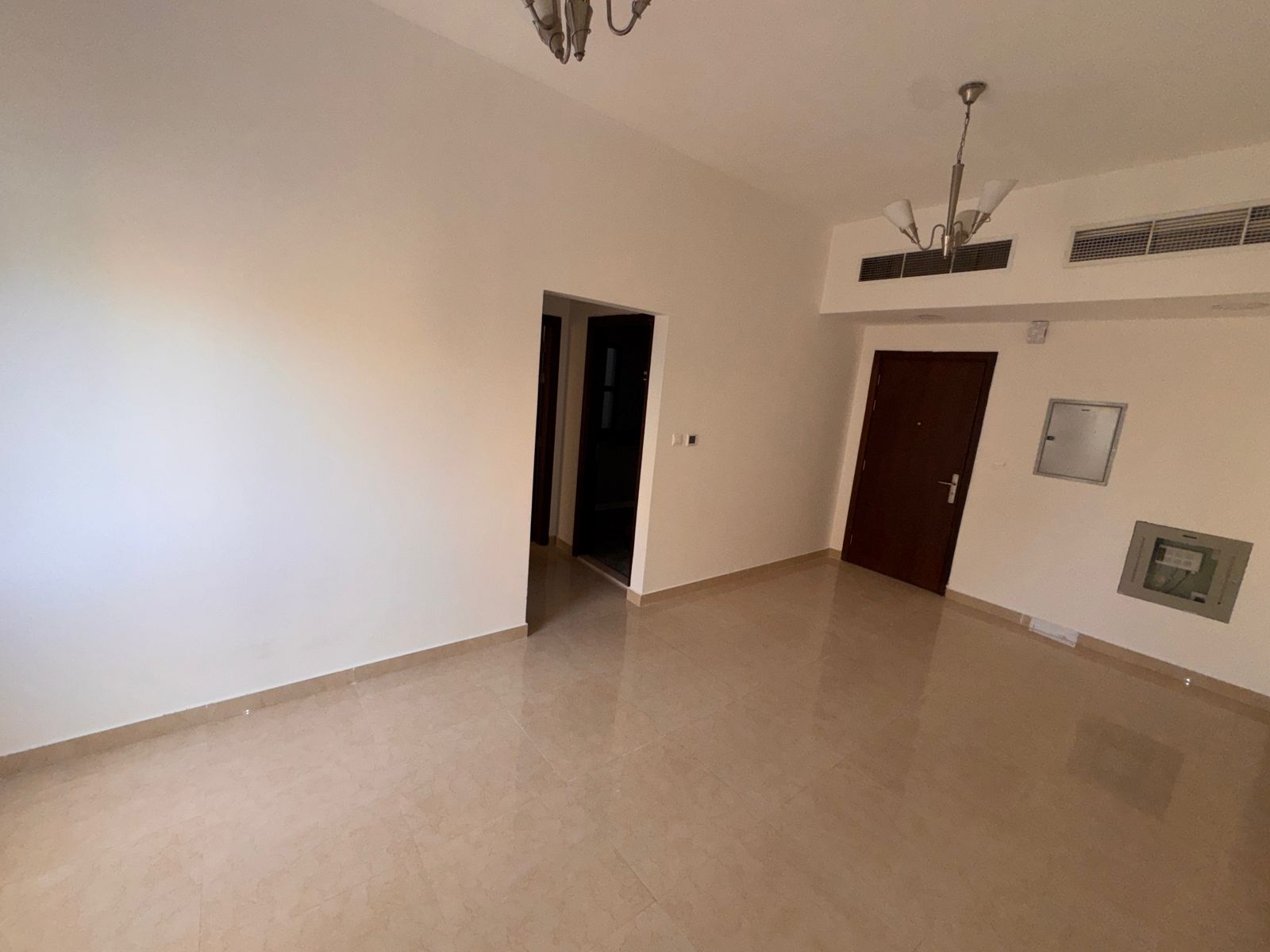 One-Bedroom Apartment for Annual Rent in Al Nuaimiya 1 – Prime Location on Sheikh Khalifa Street