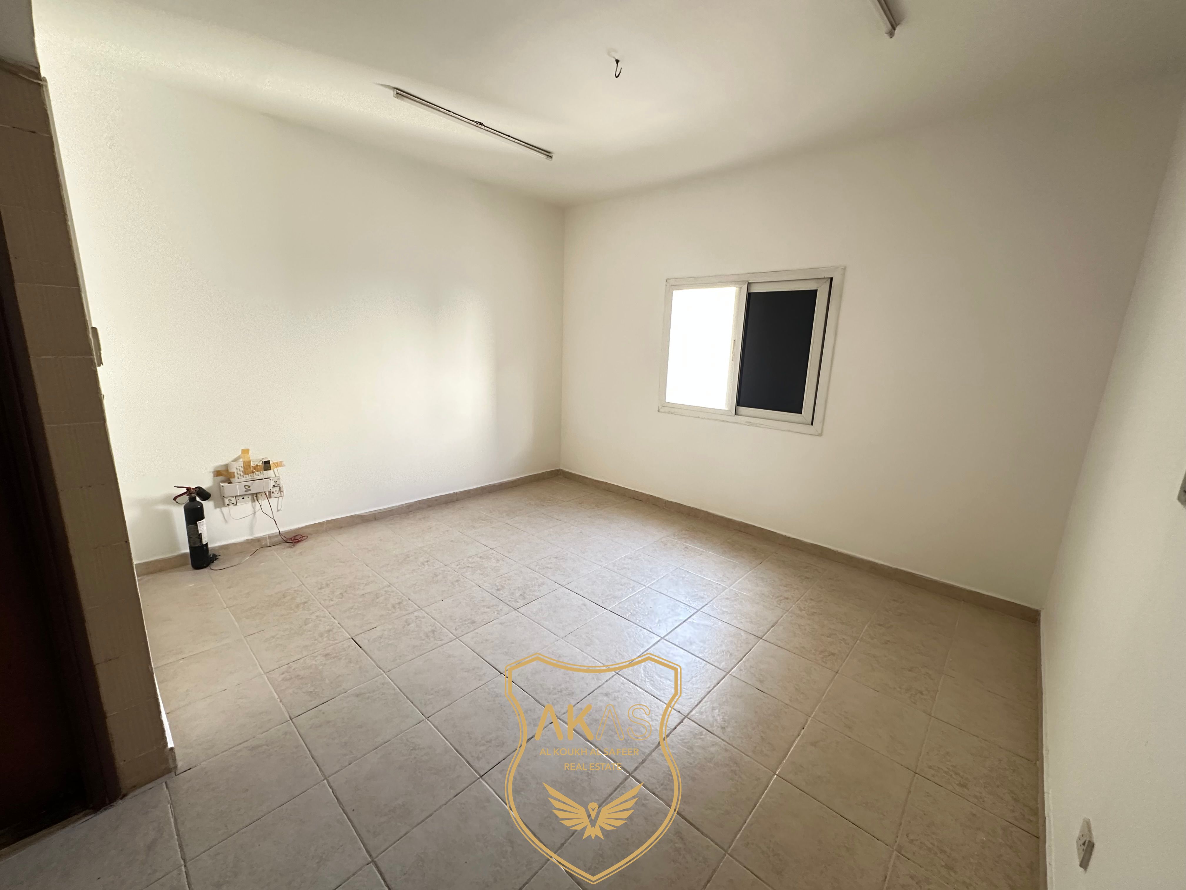 Bright & Spacious Studio | Prime Location | Near Mosque