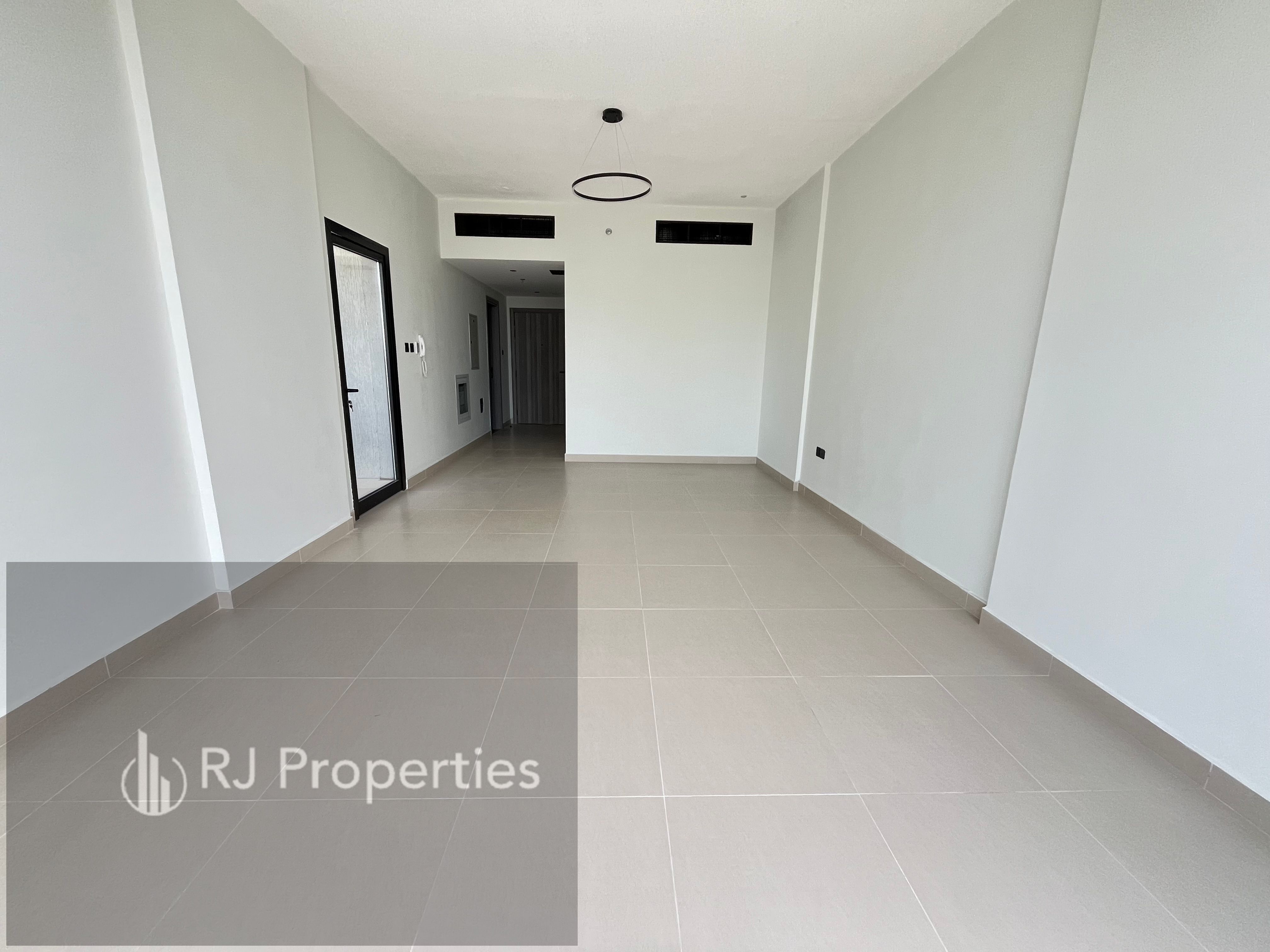 BRAND NEW 2MONTH FREE LUXURY AND VERY SPACIOUS 3BHK WITH 3 BALCONY OPEN VIEW PARKING FREE NO CASH DEPOSIT