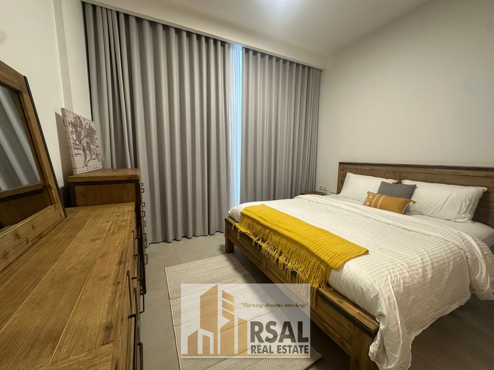 Luxurious spacious Fully Furnished Studio Apartment with All Amenities