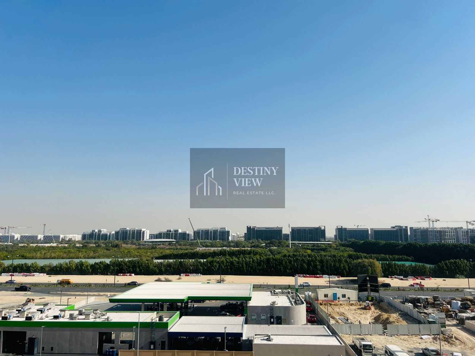 Like brand new lavish 1bhk apartment fully family Building with balcony 2bahts