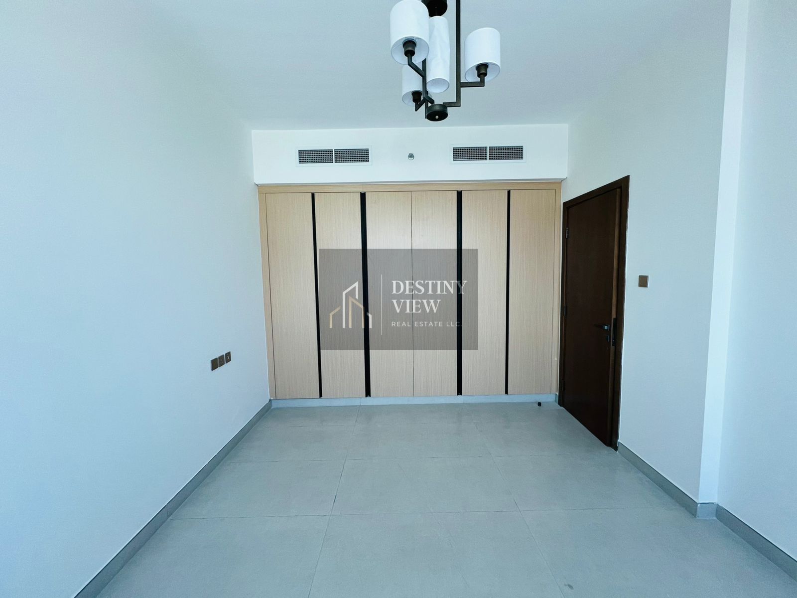 Luxury 2BHK Apartment | 1600 Sqft | Balcony | 3 Washrooms | Brand New Building | Aljada