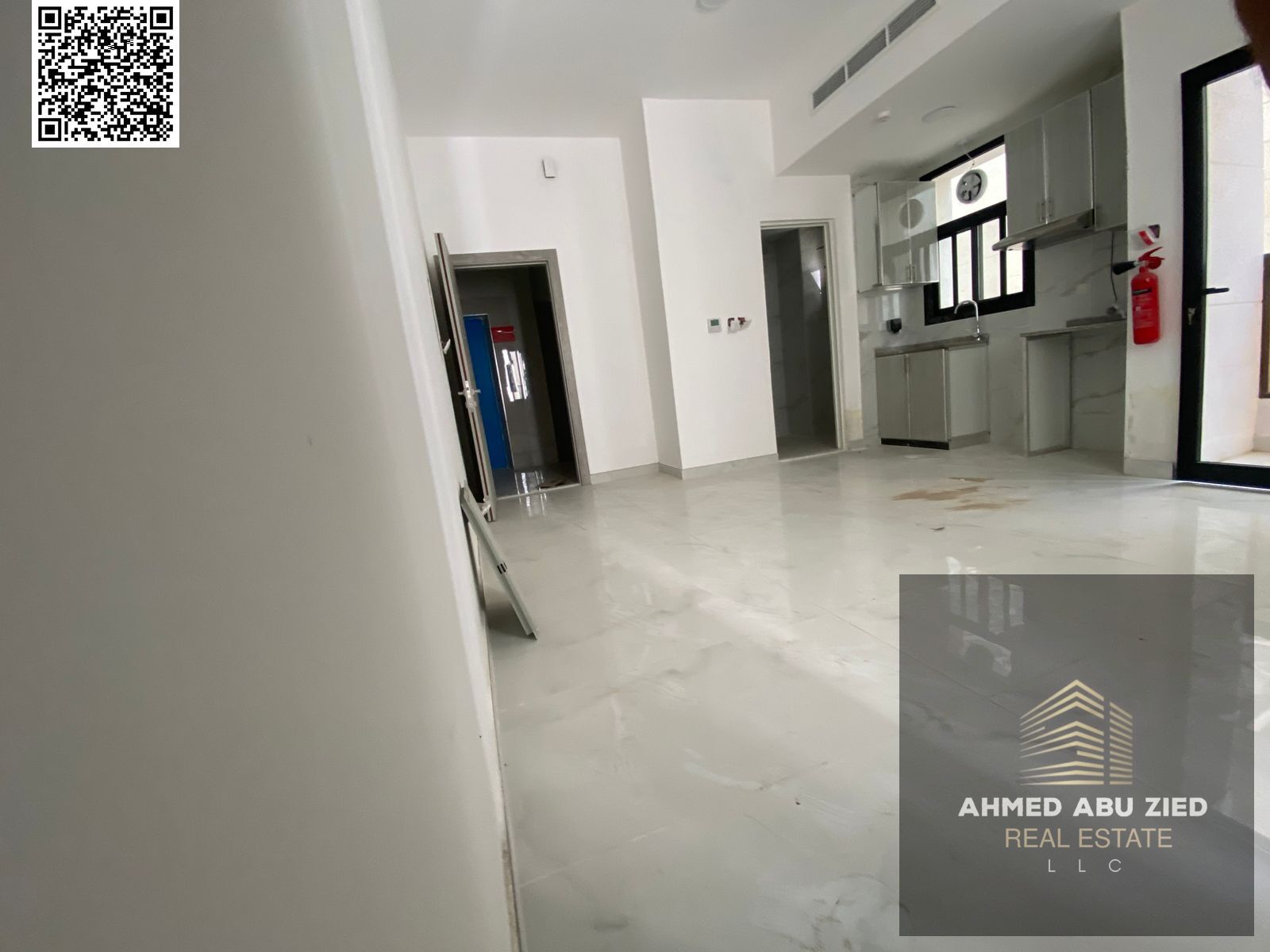 Luxury brand-new studio for rent in Ajman, featuring a room with a separate kitchen and bathroom. Close to all services, full maintenance by the landl