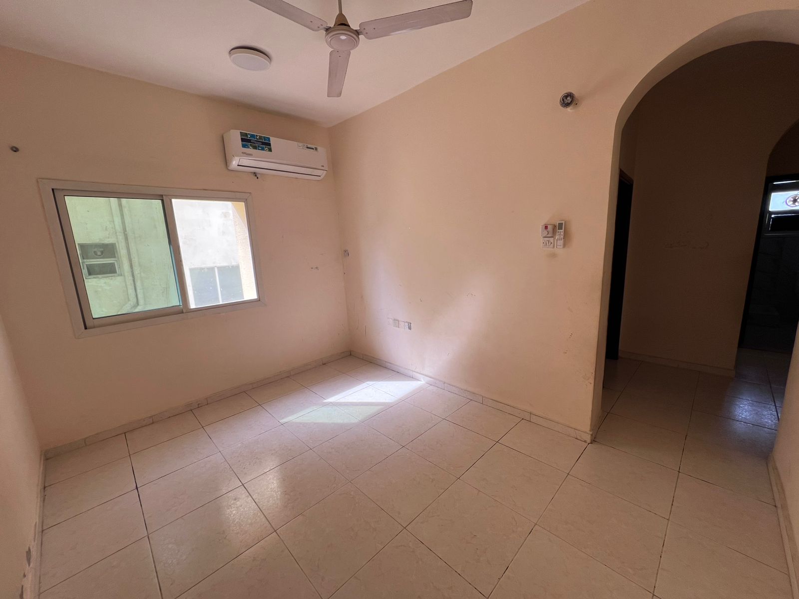 One-bedroom apartment for annual rent in Al Nuaimiya 2 – near Safeer Mall and Al Futtaim Motors. Ultra-super-luxurious finishing. Prime location, very