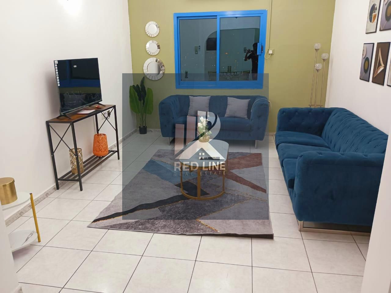 The dream apartment in the heart of Al-Majaz 3 gives you a chance for upscale living that combines luxury, comfort, and an ideal location near the lak