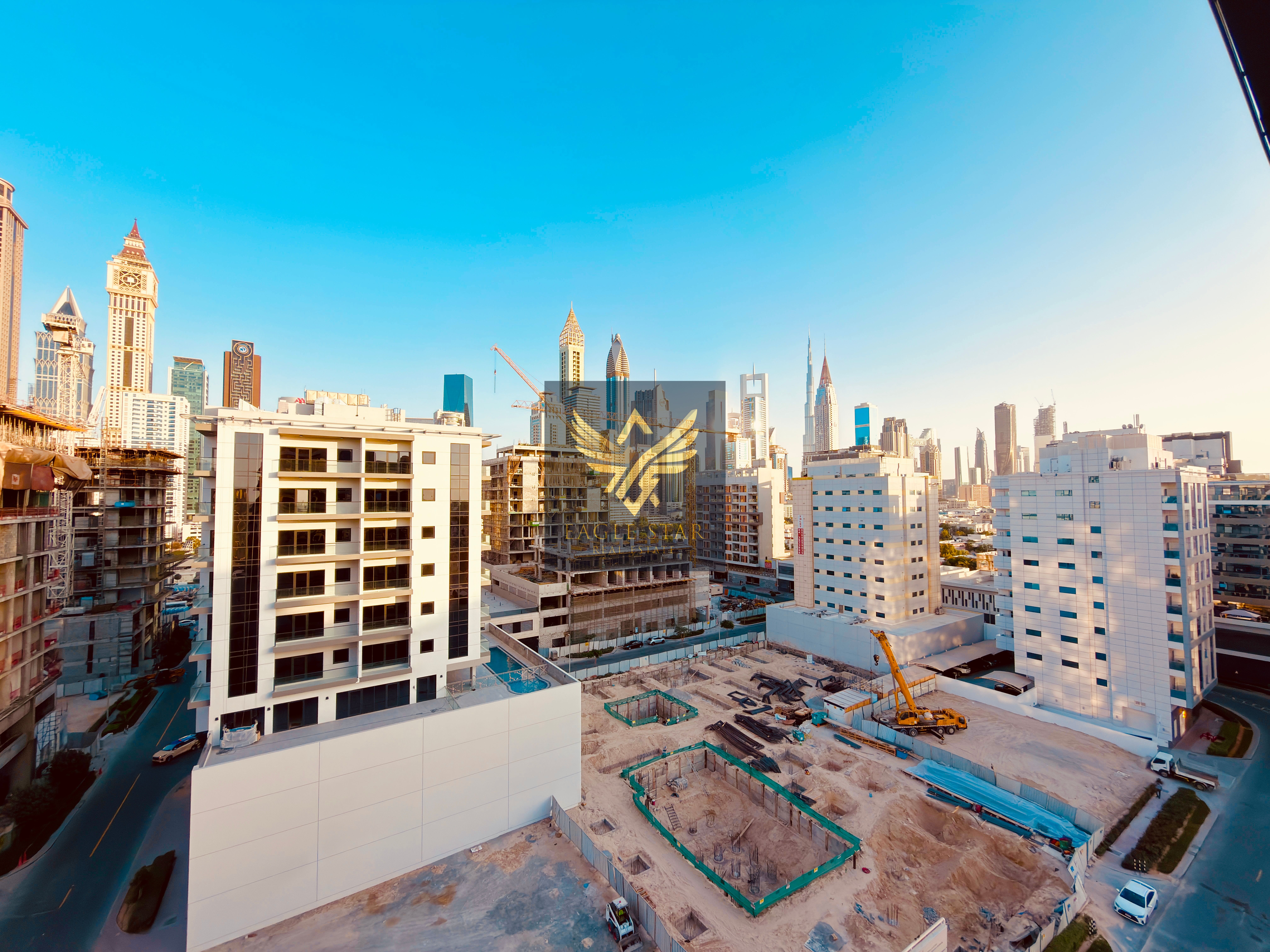 Cheapest Apartment / Near Dubai Mall / 6 Cheques / Gym & Pool