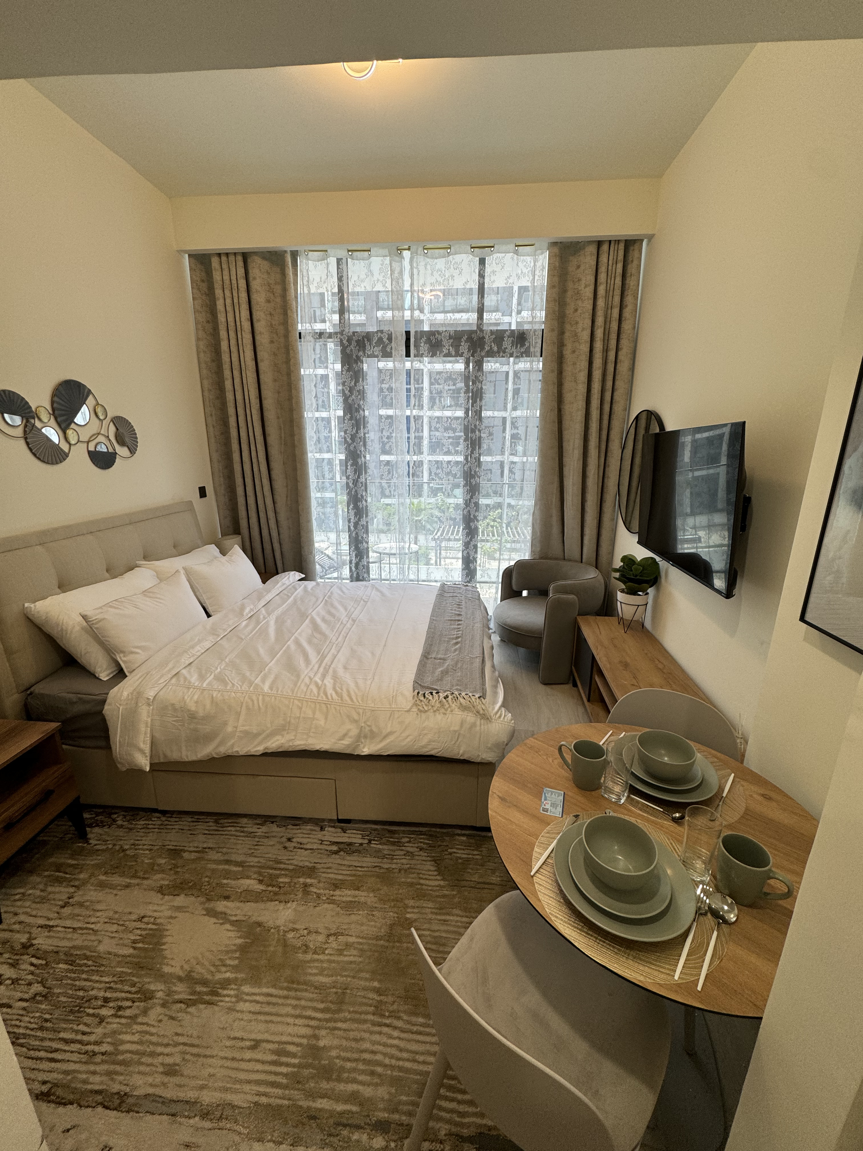 Bright renovated studio | Premium gated community