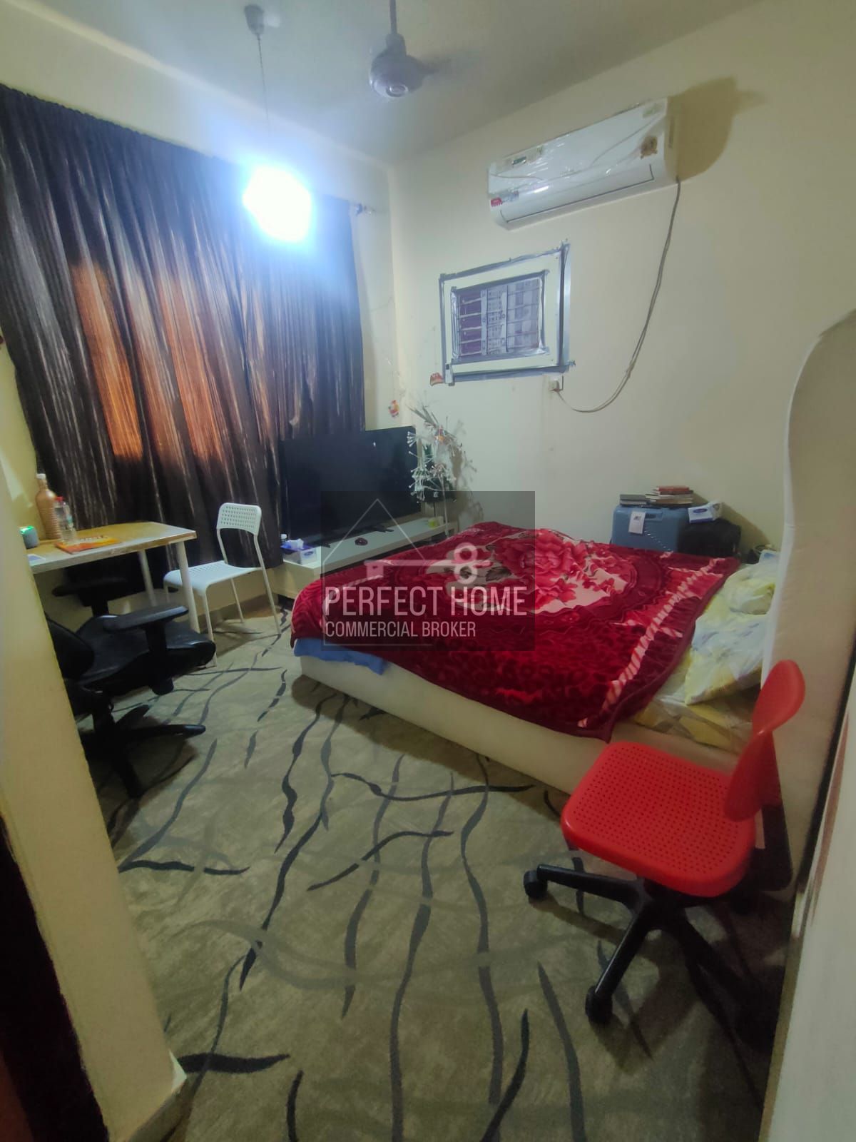 WELL MAINTAINED FURNISHED STUDIO FLAT APARTMENT WITH SEPERATE KITCHEN IN AL YARMOOK IN SHARJAH.