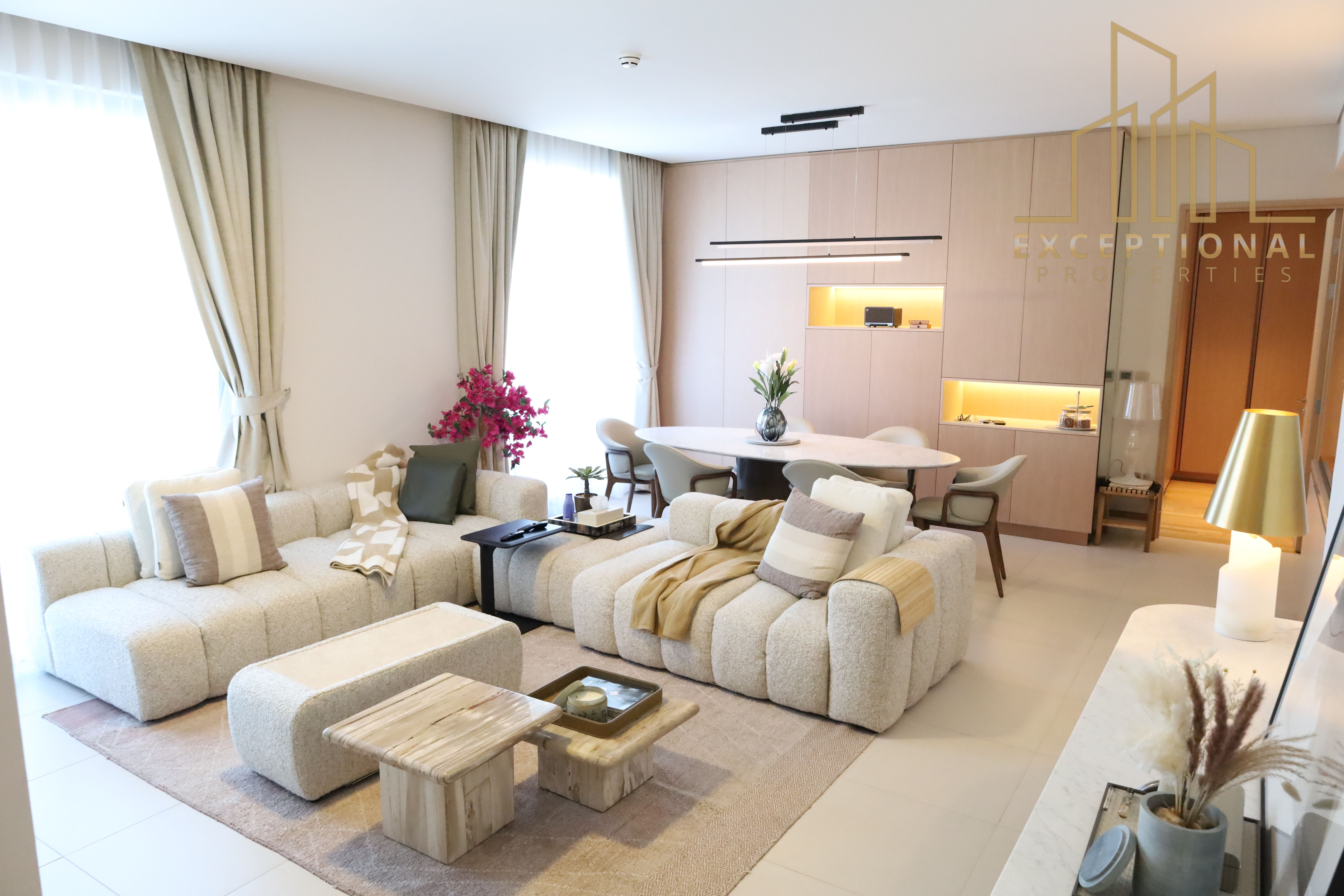 Luxury Furnished || Burj & Fountain View || Vacant